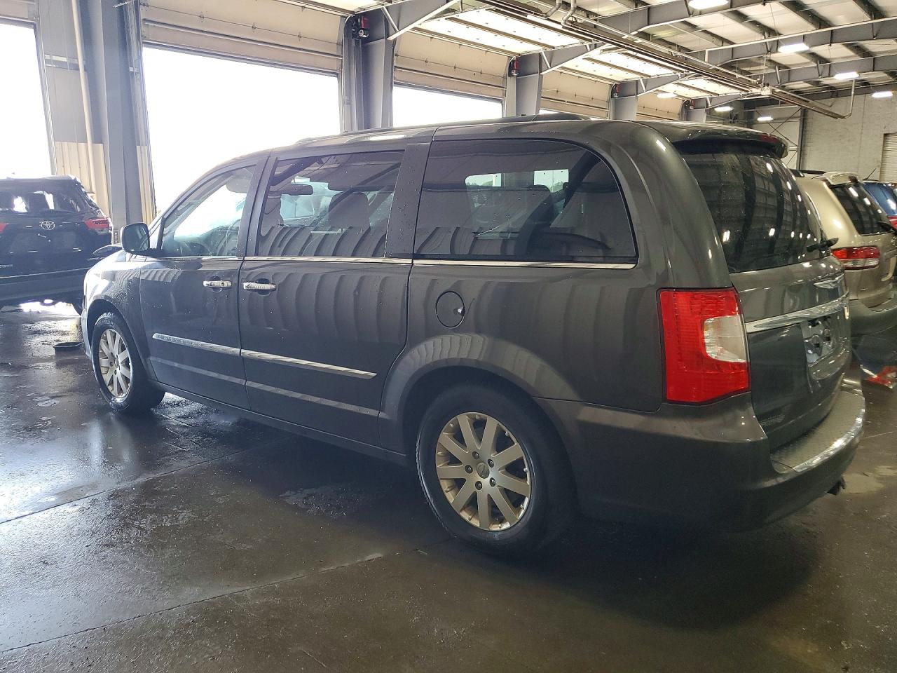 2015 Chrysler Town & Country Touring Charcoal vin: 2C4RC1BG3FR753356