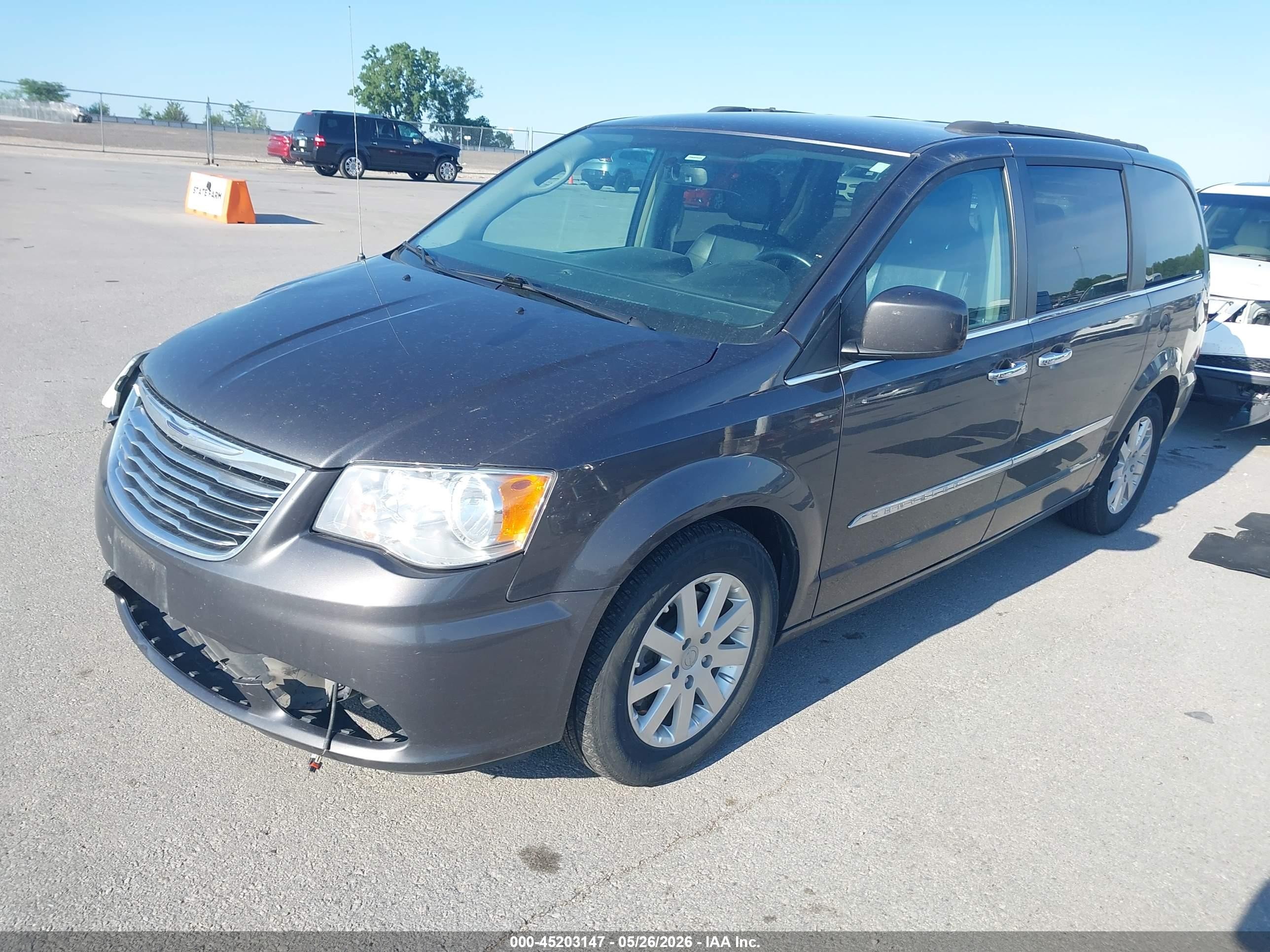 2016 Chrysler Town & Country Touring Gray vin: 2C4RC1BG3GR127341