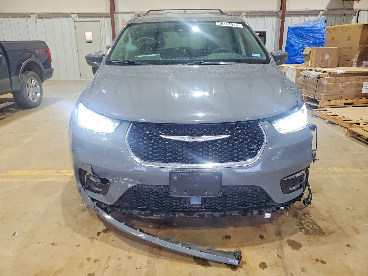 2022 Chrysler Pacifica Touring L Gray vin: 2C4RC1BG3NR125747