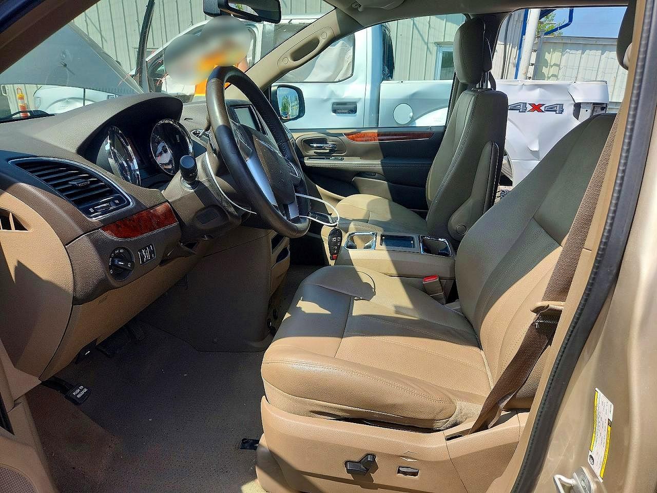 2012 Chrysler Town & Country Touring Gold vin: 2C4RC1BG4CR314064
