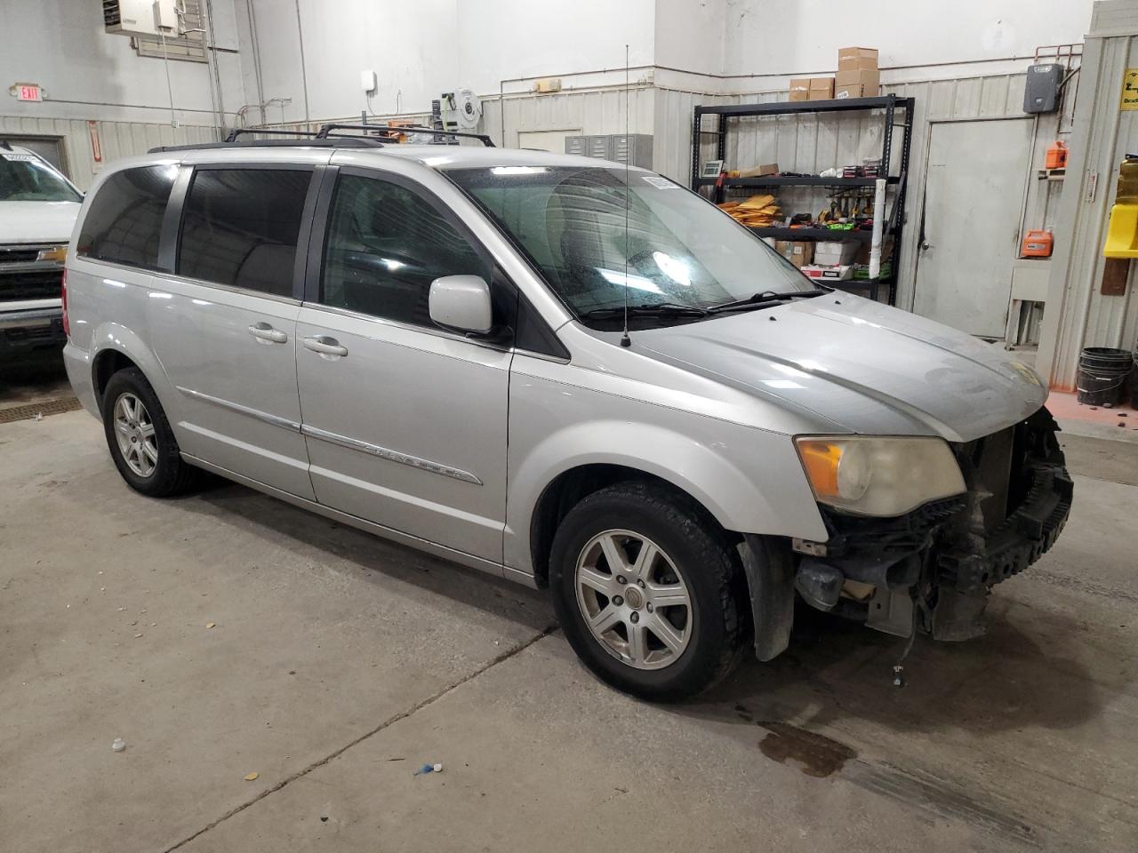 2012 Chrysler Town & Country Touring Silver vin: 2C4RC1BG4CR381859