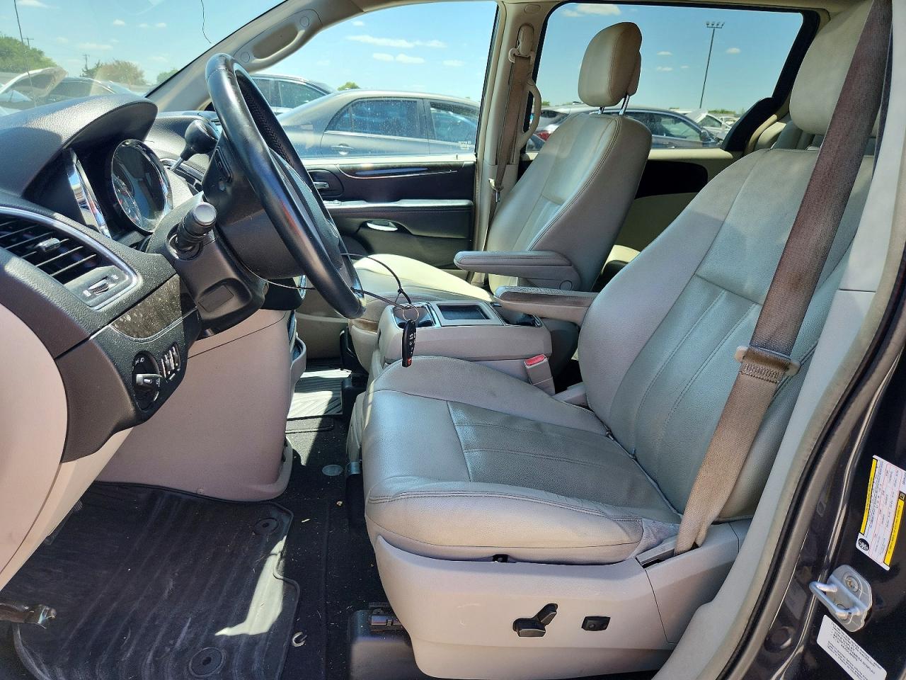 2013 Chrysler Town & Country Touring Черный vin: 2C4RC1BG4DR594408