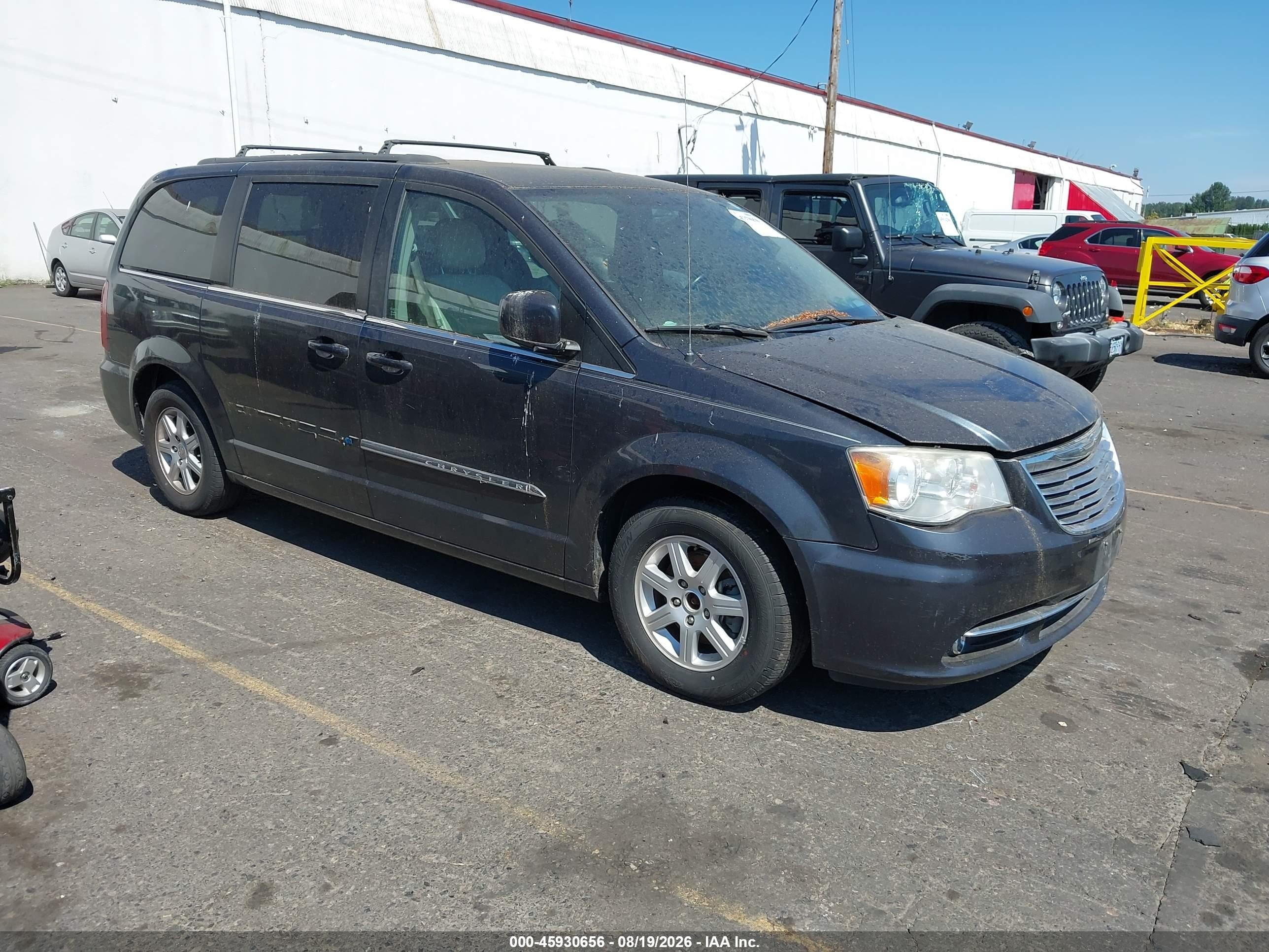 2013 Chrysler Town & Country Touring Blue vin: 2C4RC1BG4DR595171