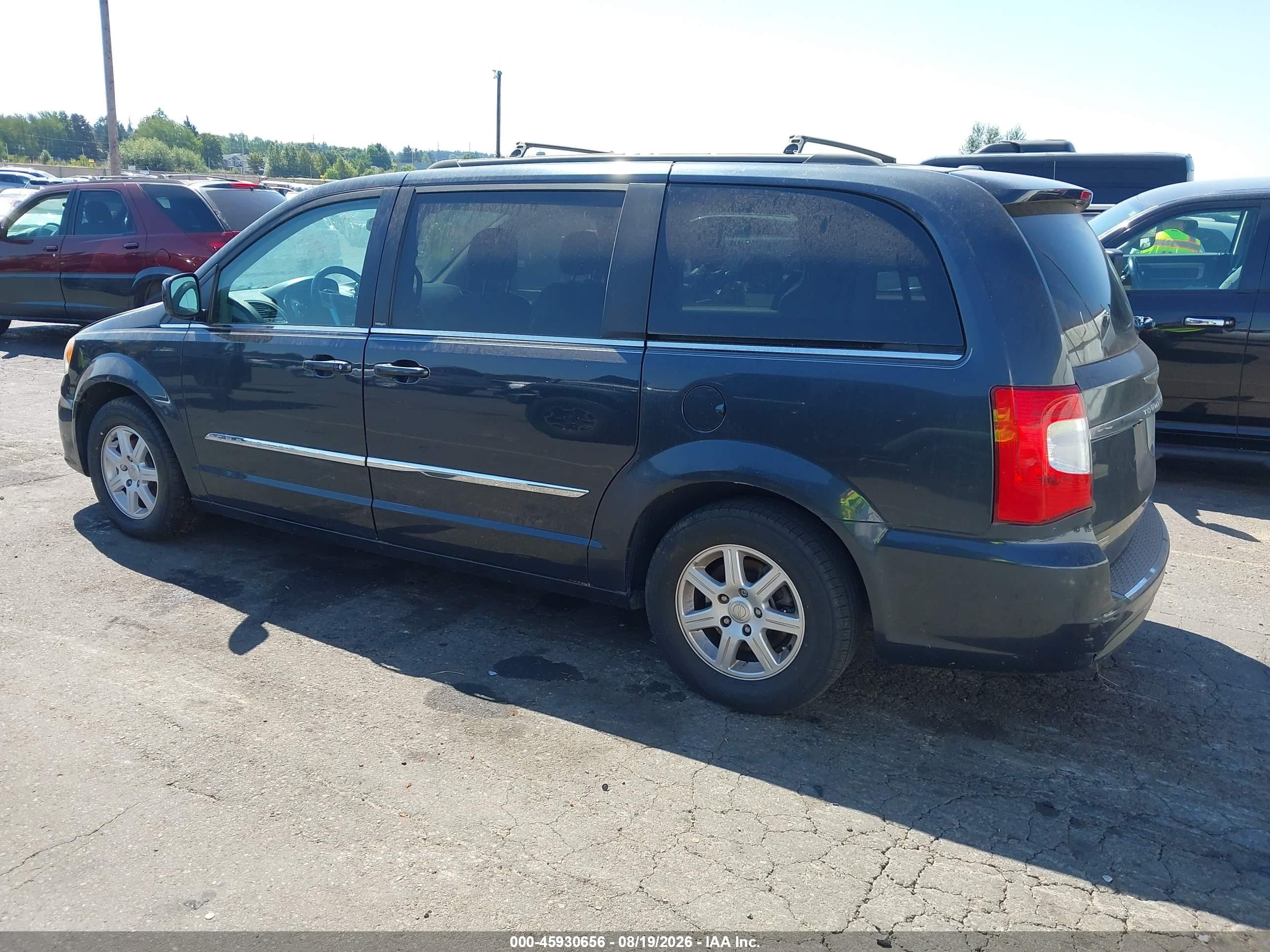2013 Chrysler Town & Country Touring Blue vin: 2C4RC1BG4DR595171