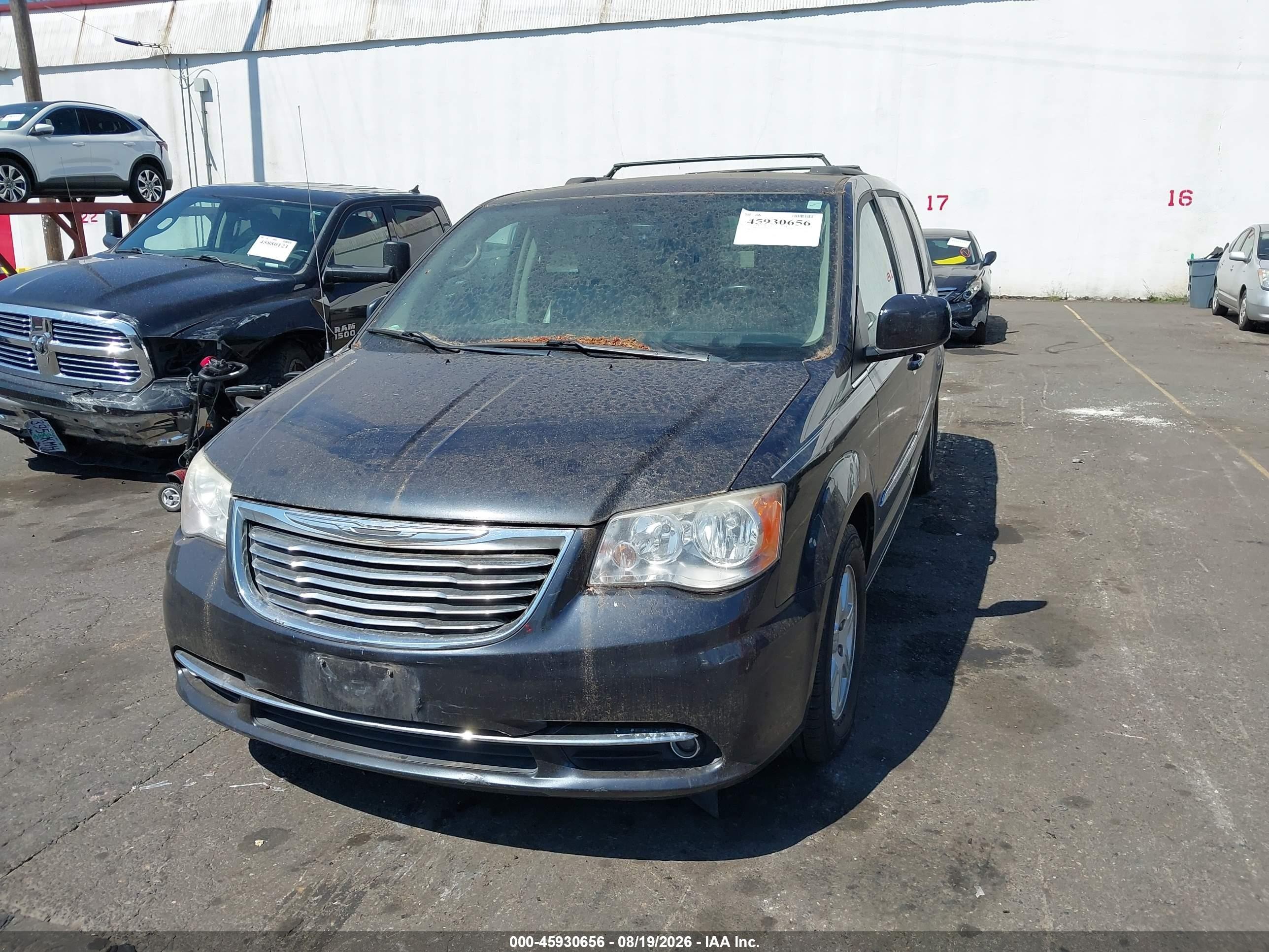2013 Chrysler Town & Country Touring Blue vin: 2C4RC1BG4DR595171
