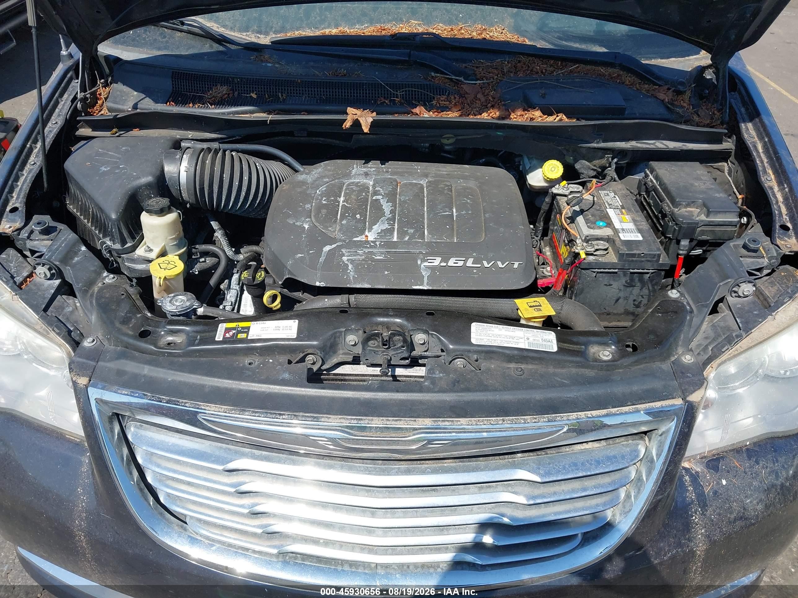 2013 Chrysler Town & Country Touring Blue vin: 2C4RC1BG4DR595171