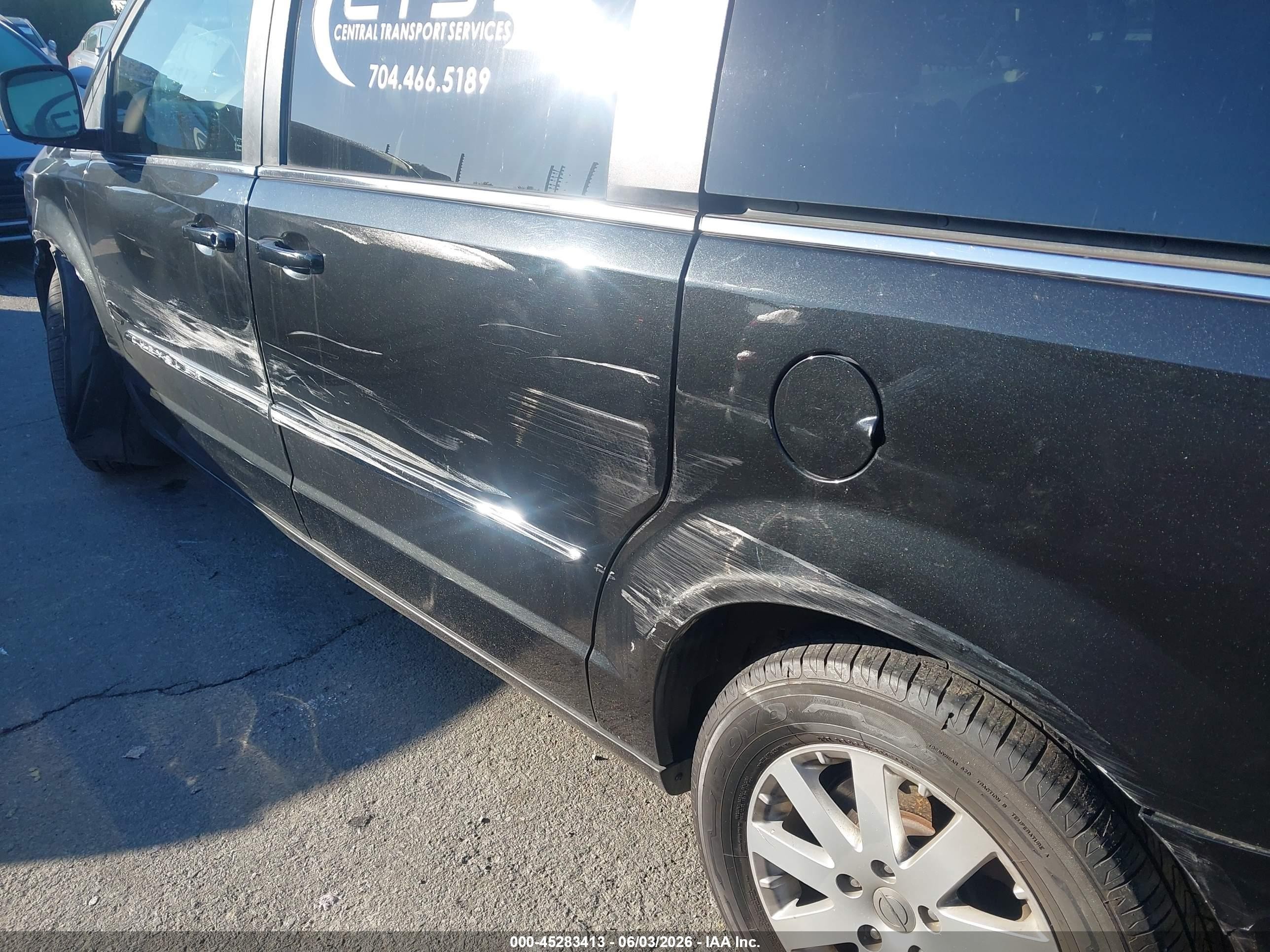 2013 Chrysler Town & Country Touring Black vin: 2C4RC1BG4DR689972