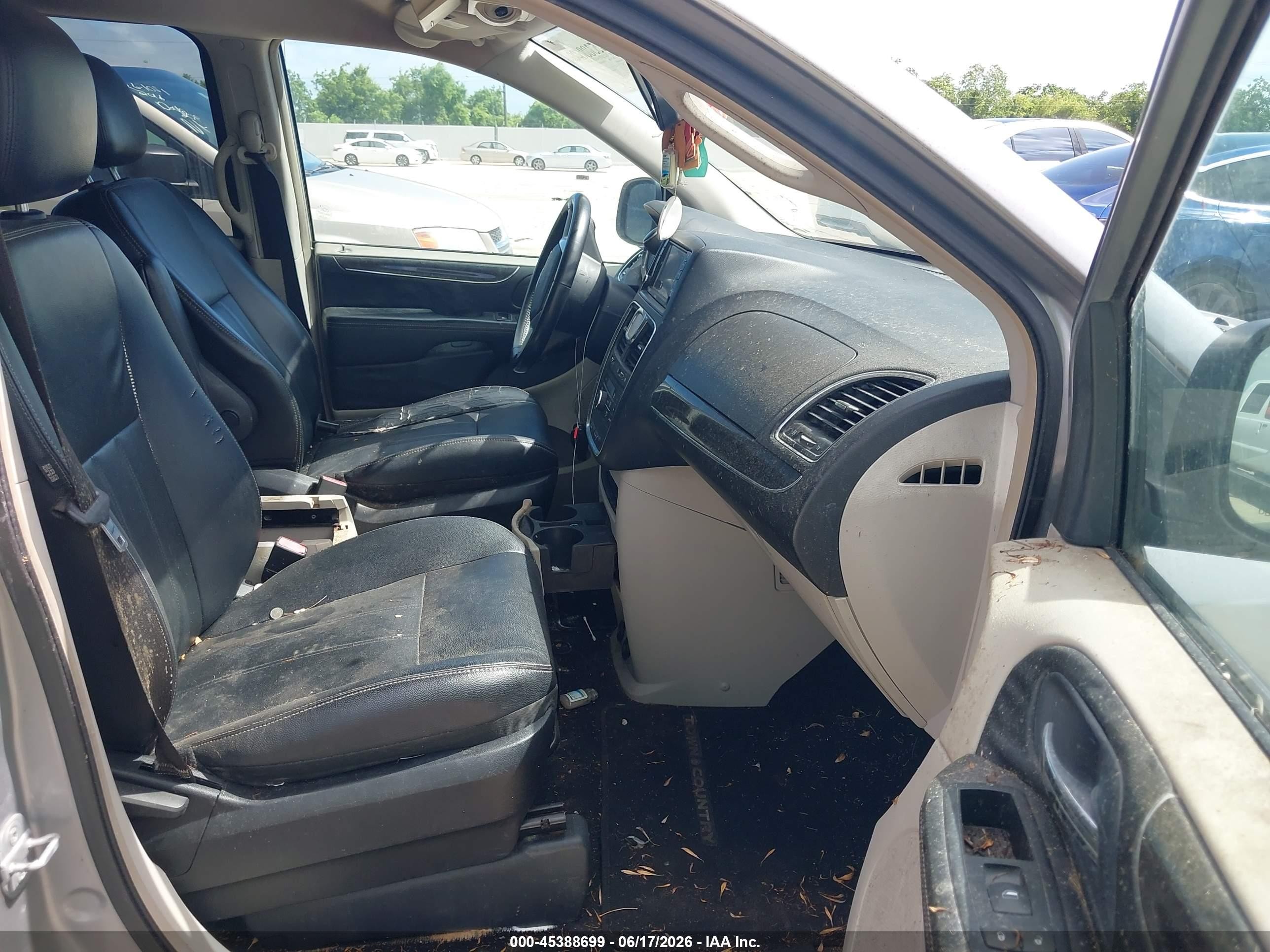 2013 Chrysler Town & Country Touring Gray vin: 2C4RC1BG4DR697070
