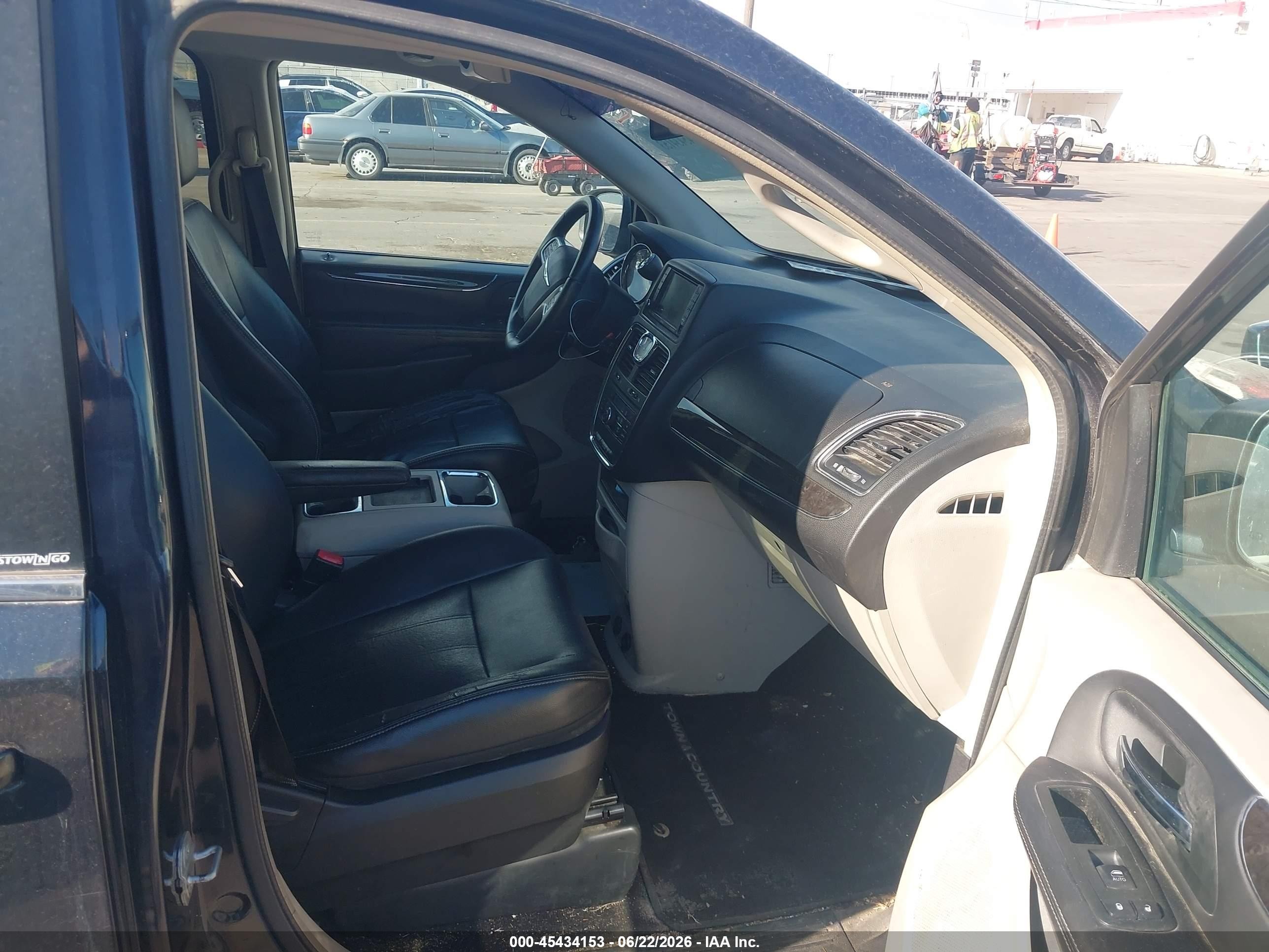 2013 Chrysler Town & Country Touring Синий vin: 2C4RC1BG4DR743173