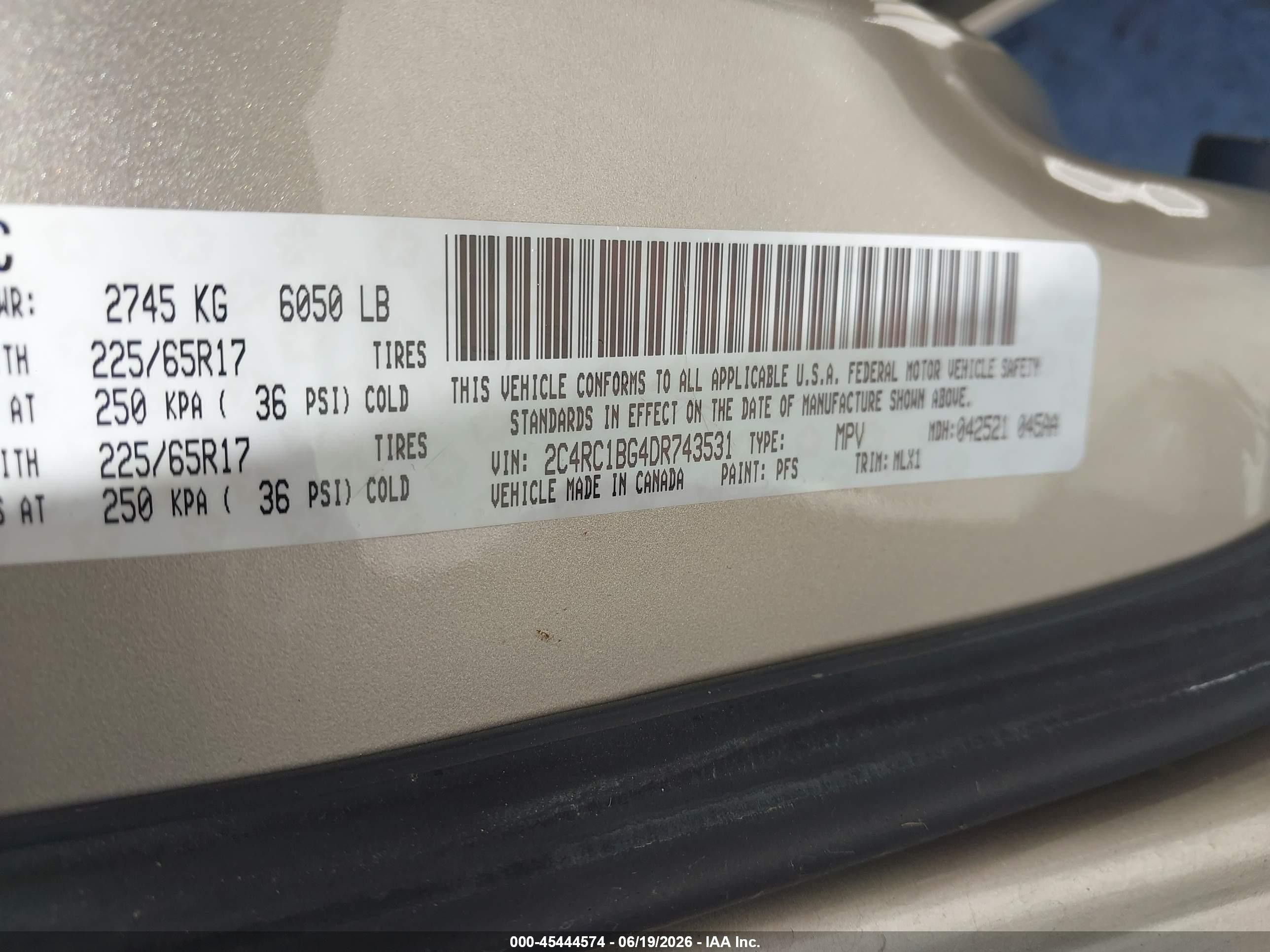 2013 Chrysler Town & Country Touring Золотой vin: 2C4RC1BG4DR743531
