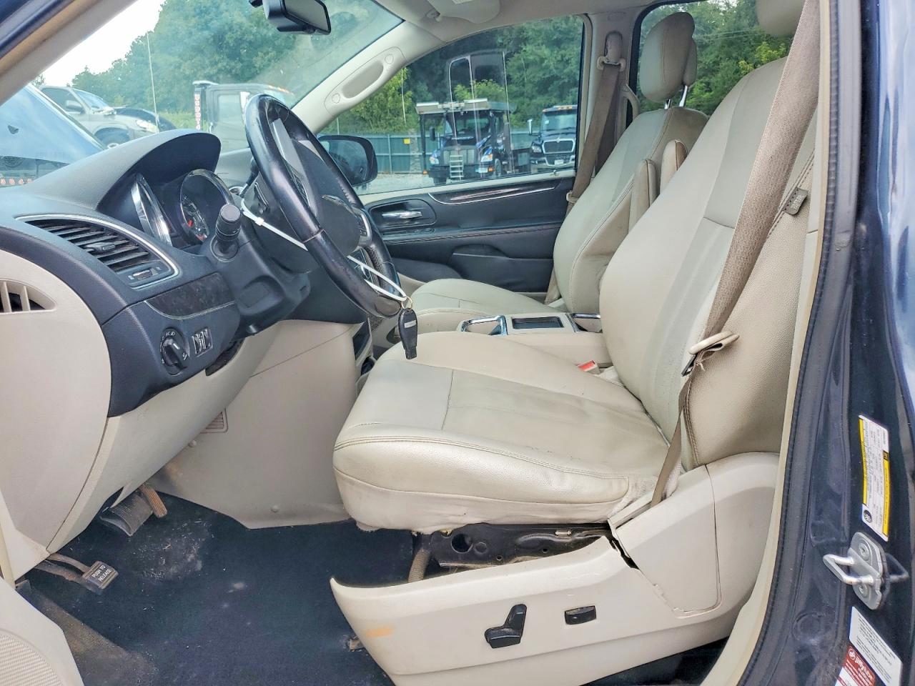 2013 Chrysler Town & Country Touring Blue vin: 2C4RC1BG4DR768087