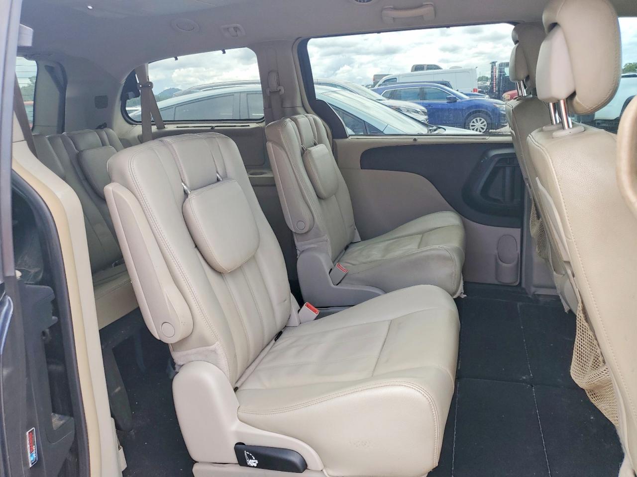 2013 Chrysler Town & Country Touring Blue vin: 2C4RC1BG4DR768087