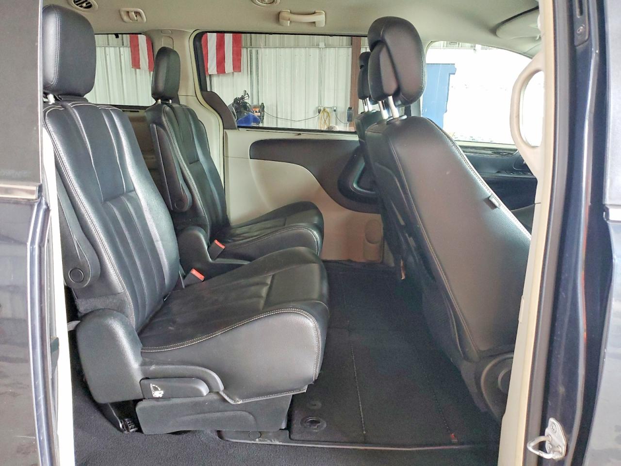 2013 Chrysler Town & Country Touring Blue vin: 2C4RC1BG4DR778232