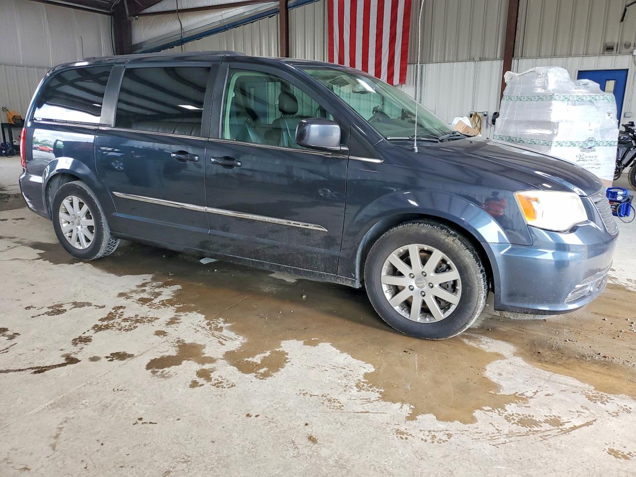 2013 Chrysler Town & Country Touring Blue vin: 2C4RC1BG4DR778232