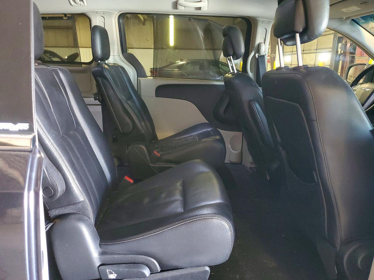 2013 Chrysler Town & Country Touring Синий vin: 2C4RC1BG4DR802383