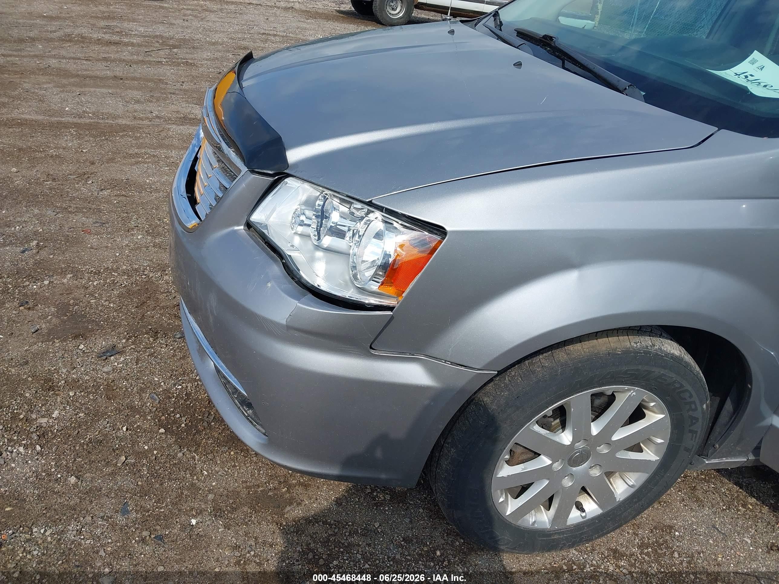 2014 Chrysler Town & Country Touring Серебряный vin: 2C4RC1BG4ER159759