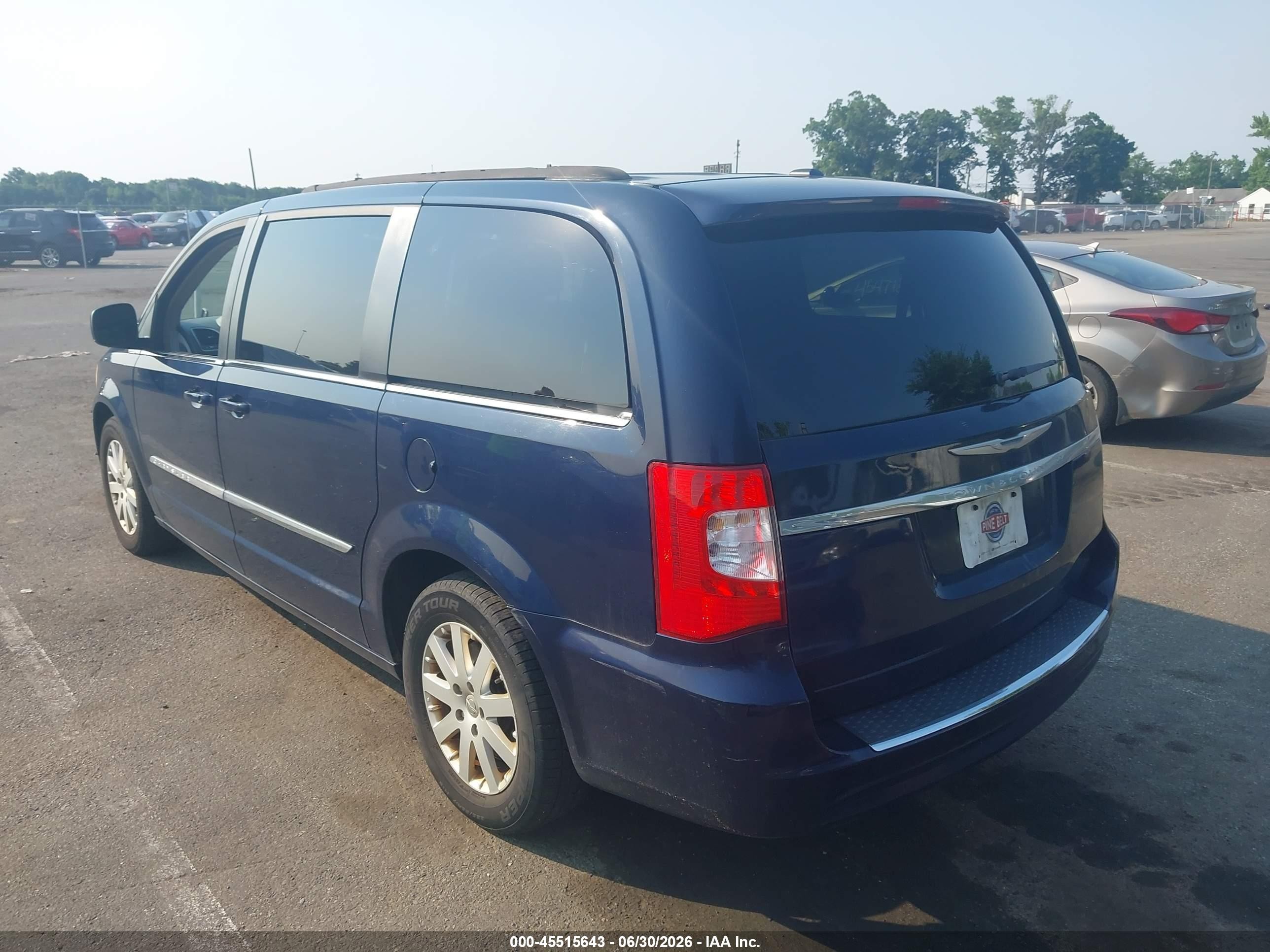 2014 Chrysler Town & Country Touring Blue vin: 2C4RC1BG4ER228711