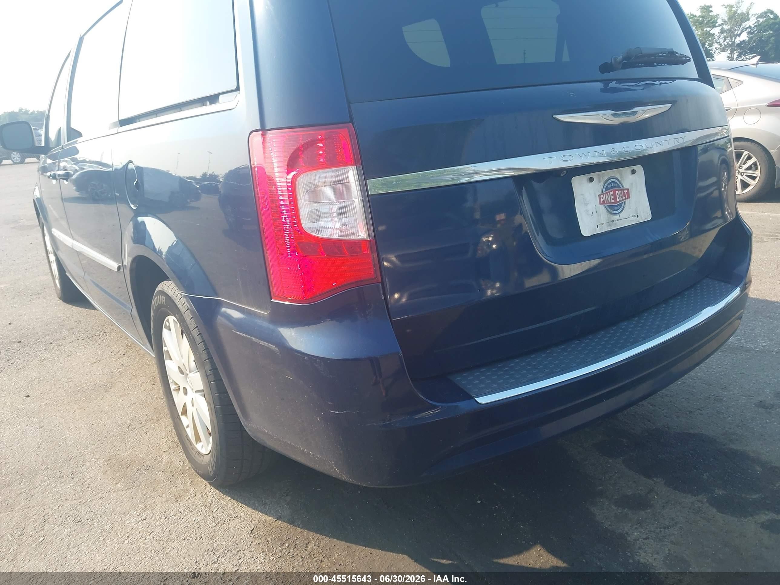 2014 Chrysler Town & Country Touring Blue vin: 2C4RC1BG4ER228711