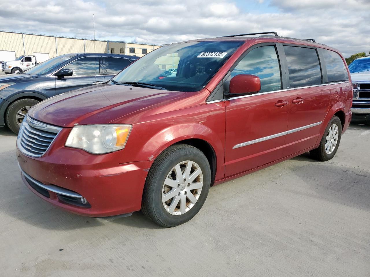 2014 Chrysler Town & Country Touring Red vin: 2C4RC1BG4ER270893