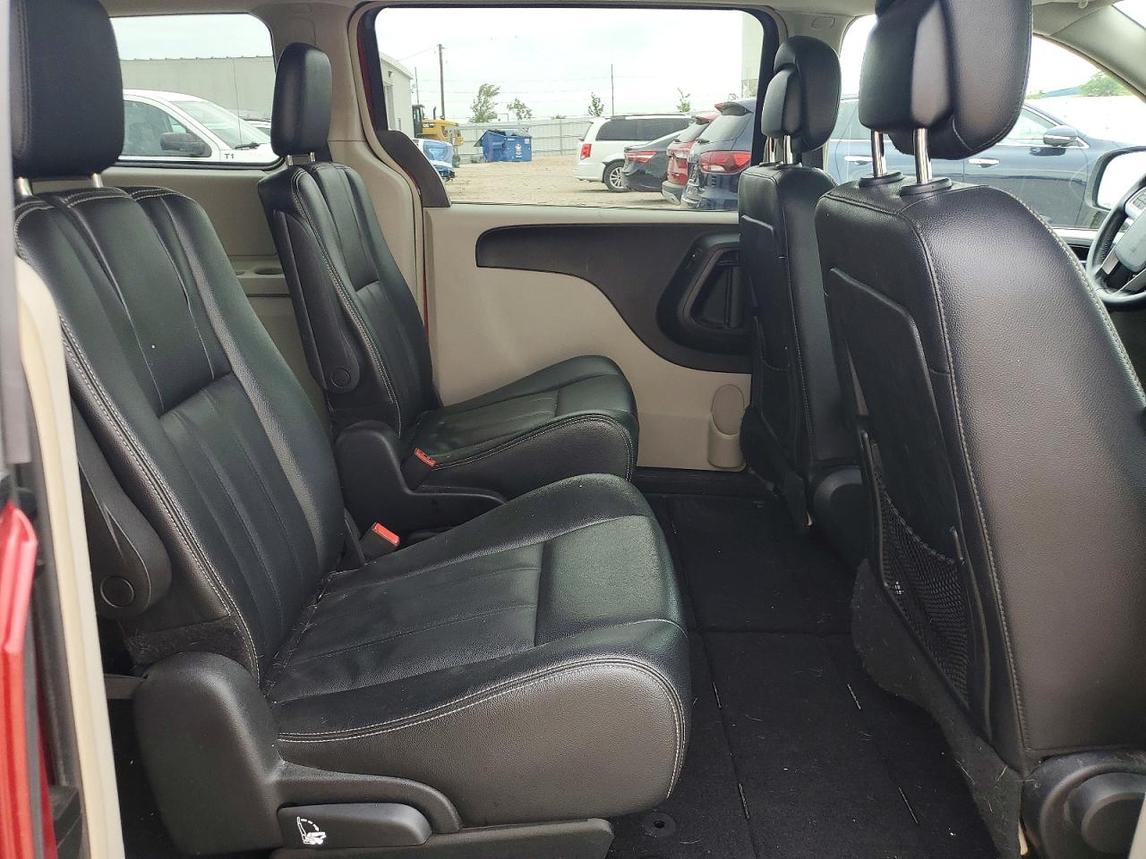 2014 Chrysler Town & Country Touring Burgundy vin: 2C4RC1BG4ER382092