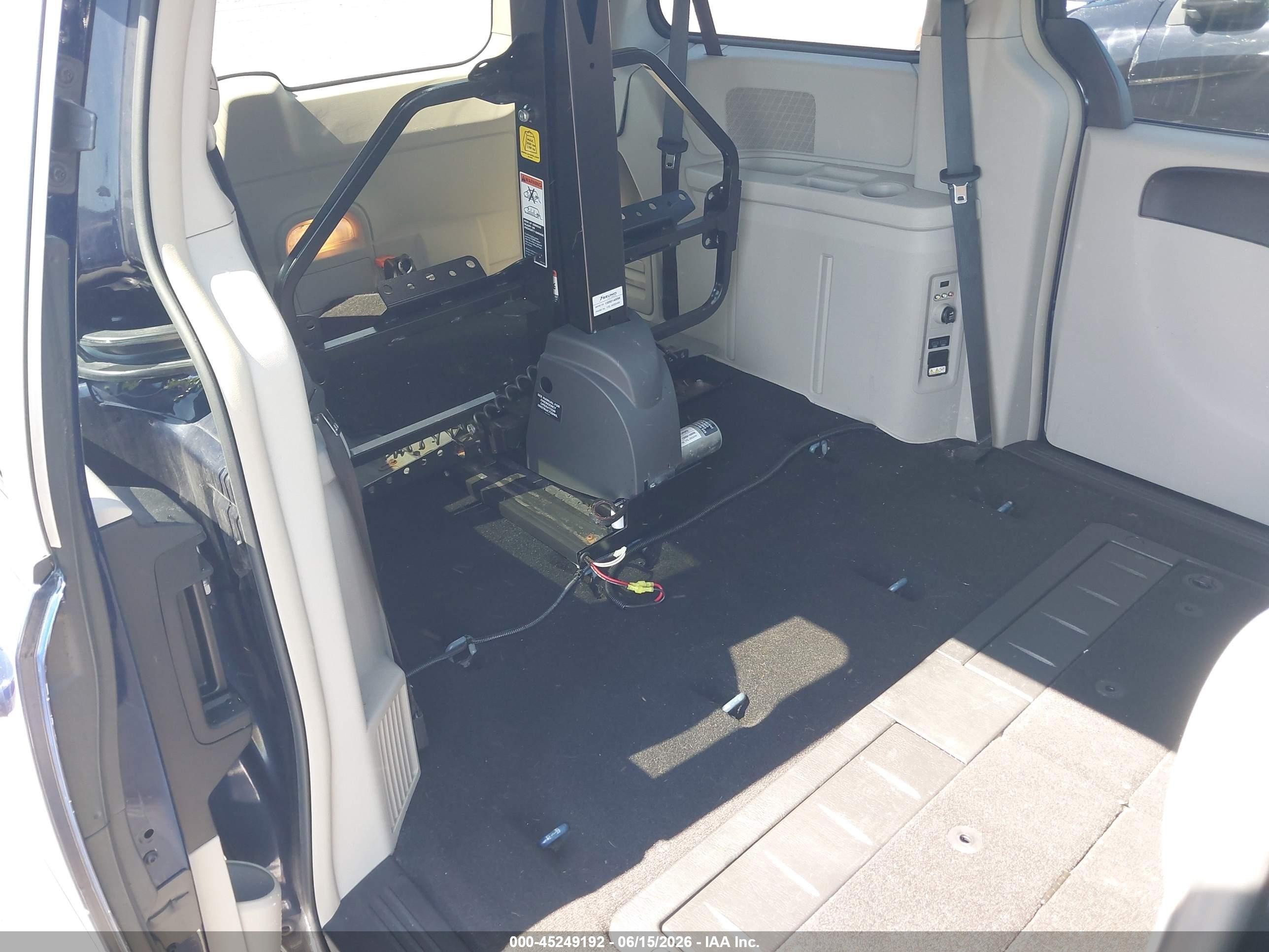 2014 Chrysler Town & Country Touring Синий vin: 2C4RC1BG4ER398244