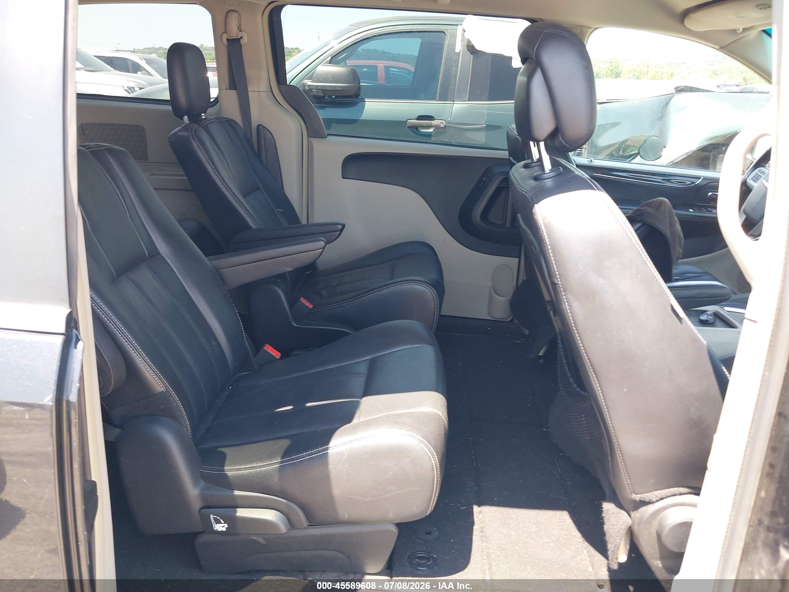 2014 Chrysler Town & Country Touring Black vin: 2C4RC1BG4ER398549