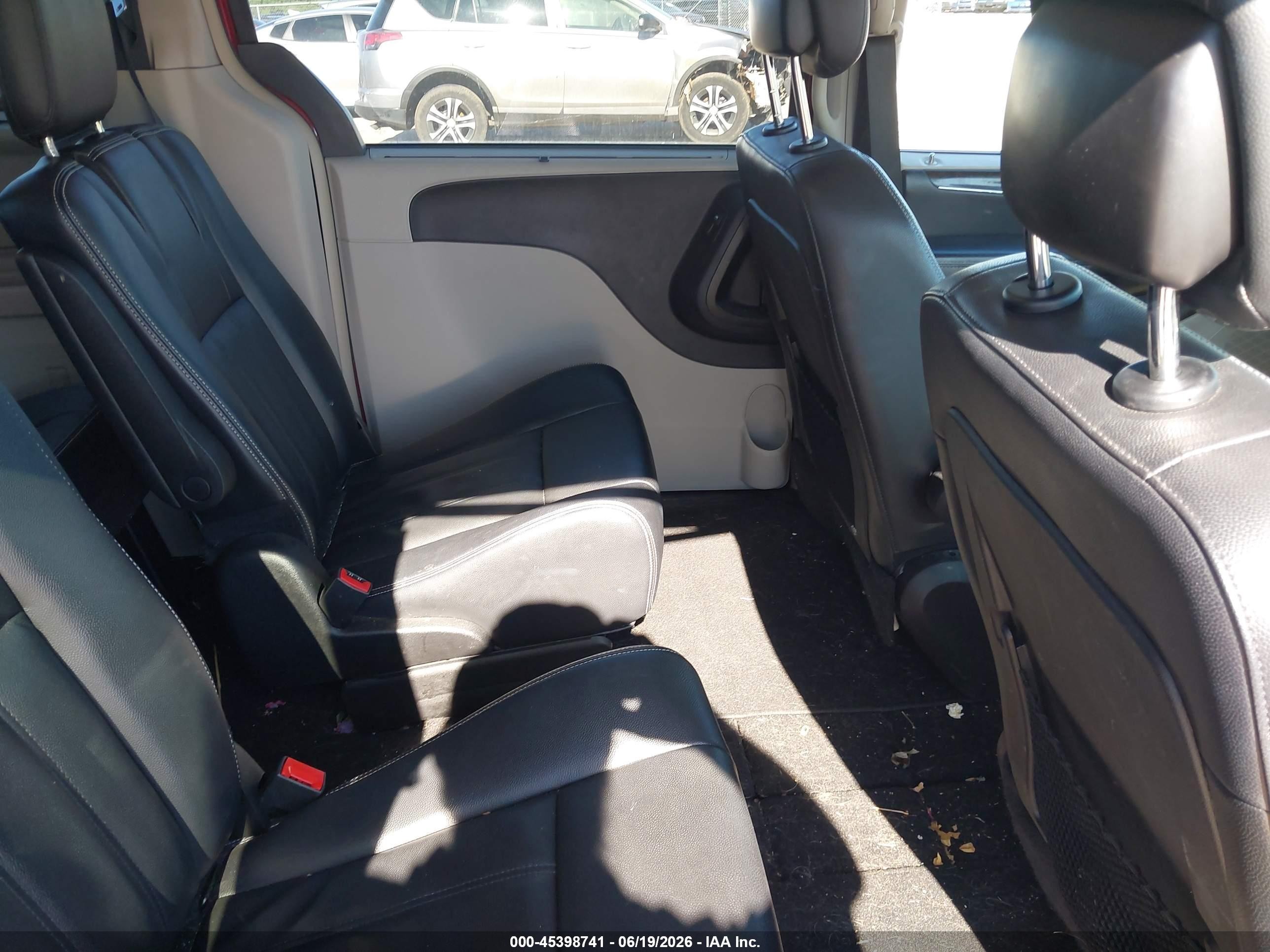 2014 Chrysler Town & Country Touring Красный vin: 2C4RC1BG4ER413289