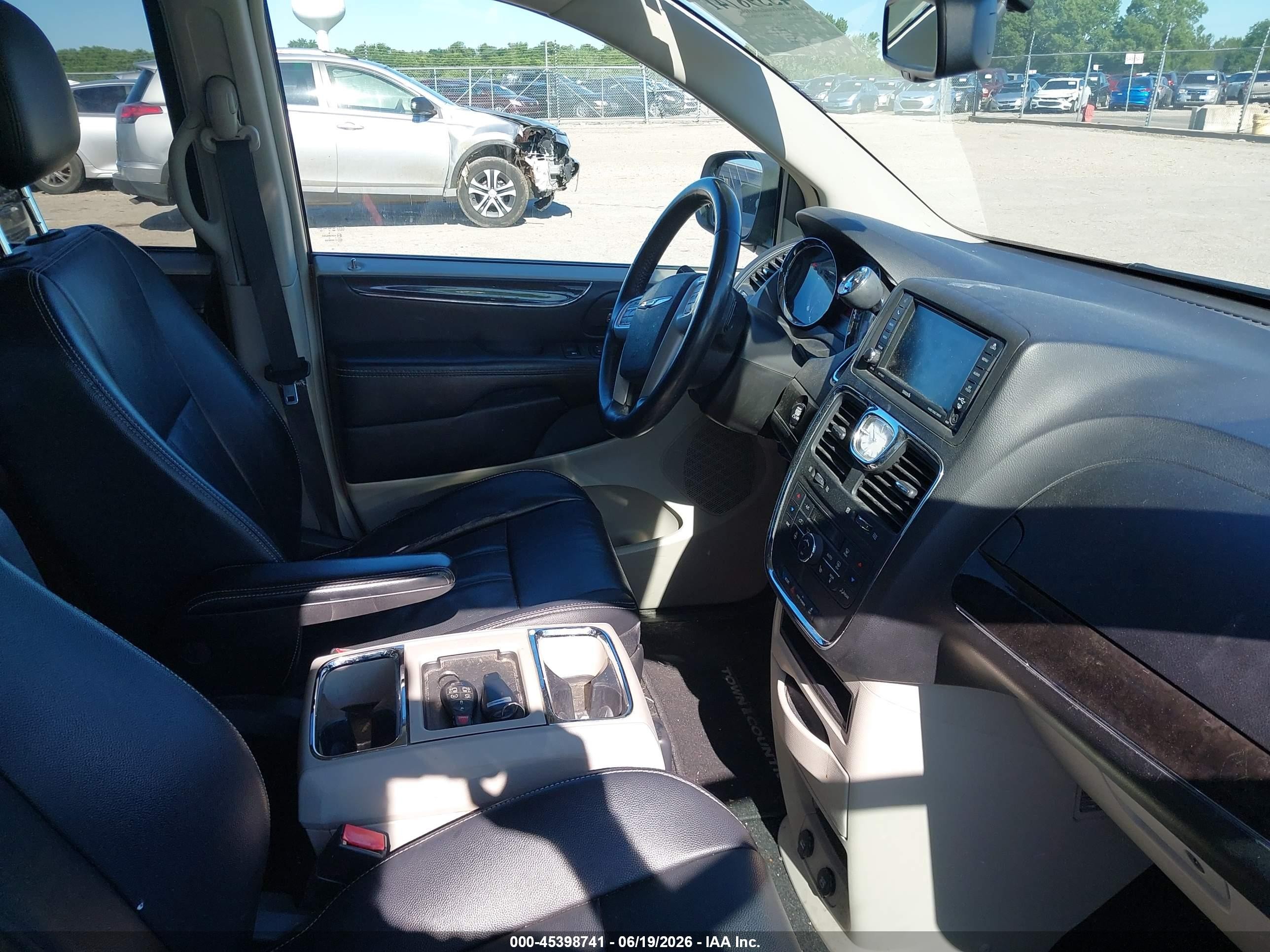 2014 Chrysler Town & Country Touring Красный vin: 2C4RC1BG4ER413289