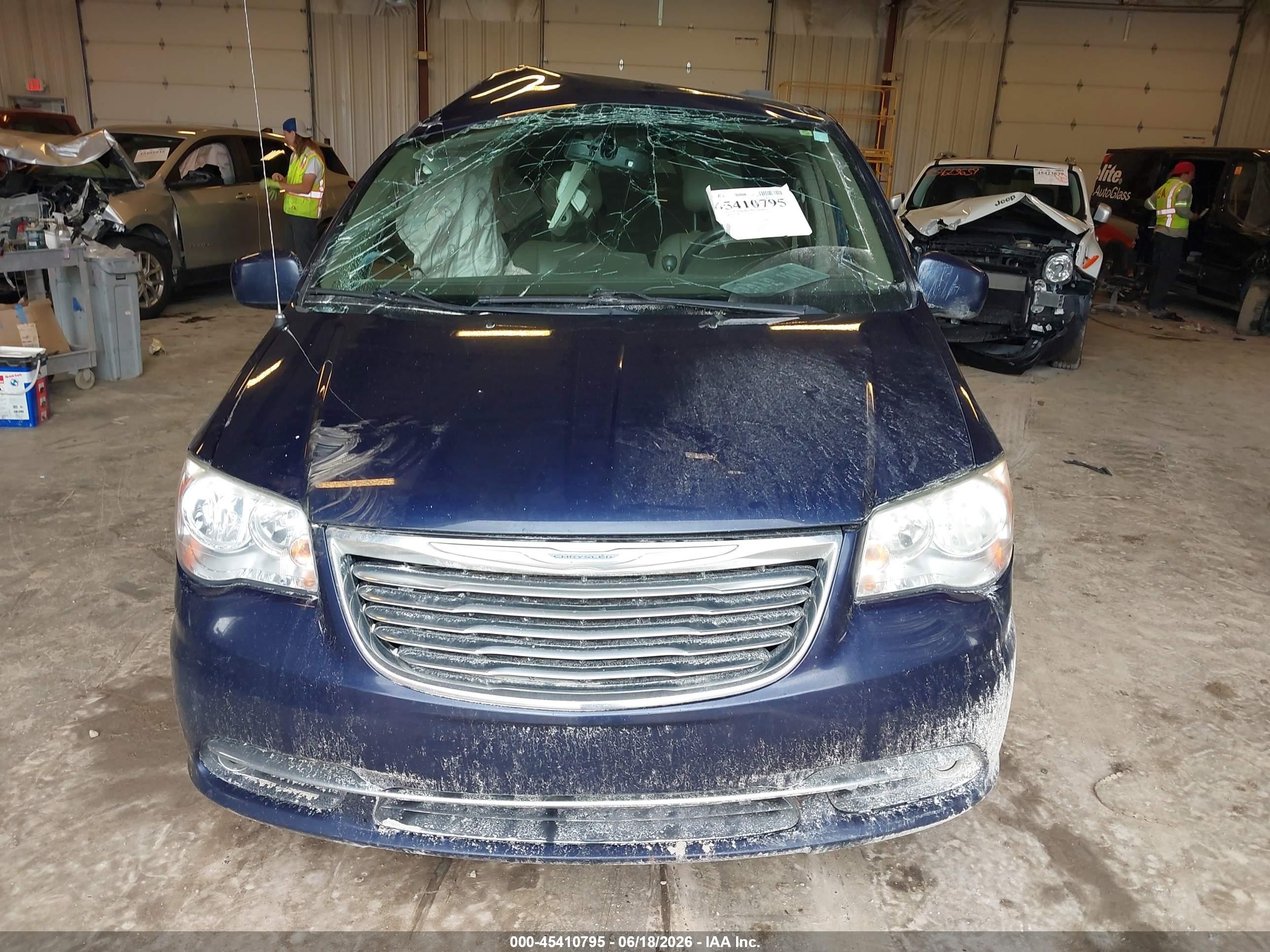 2014 Chrysler Town & Country Touring Blue vin: 2C4RC1BG4ER418203
