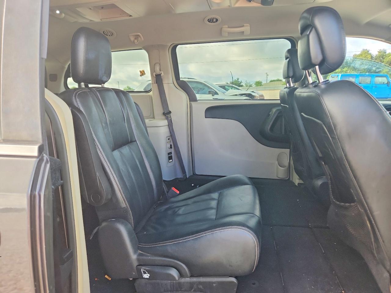 2015 Chrysler Town & Country Touring Gray vin: 2C4RC1BG4FR544613