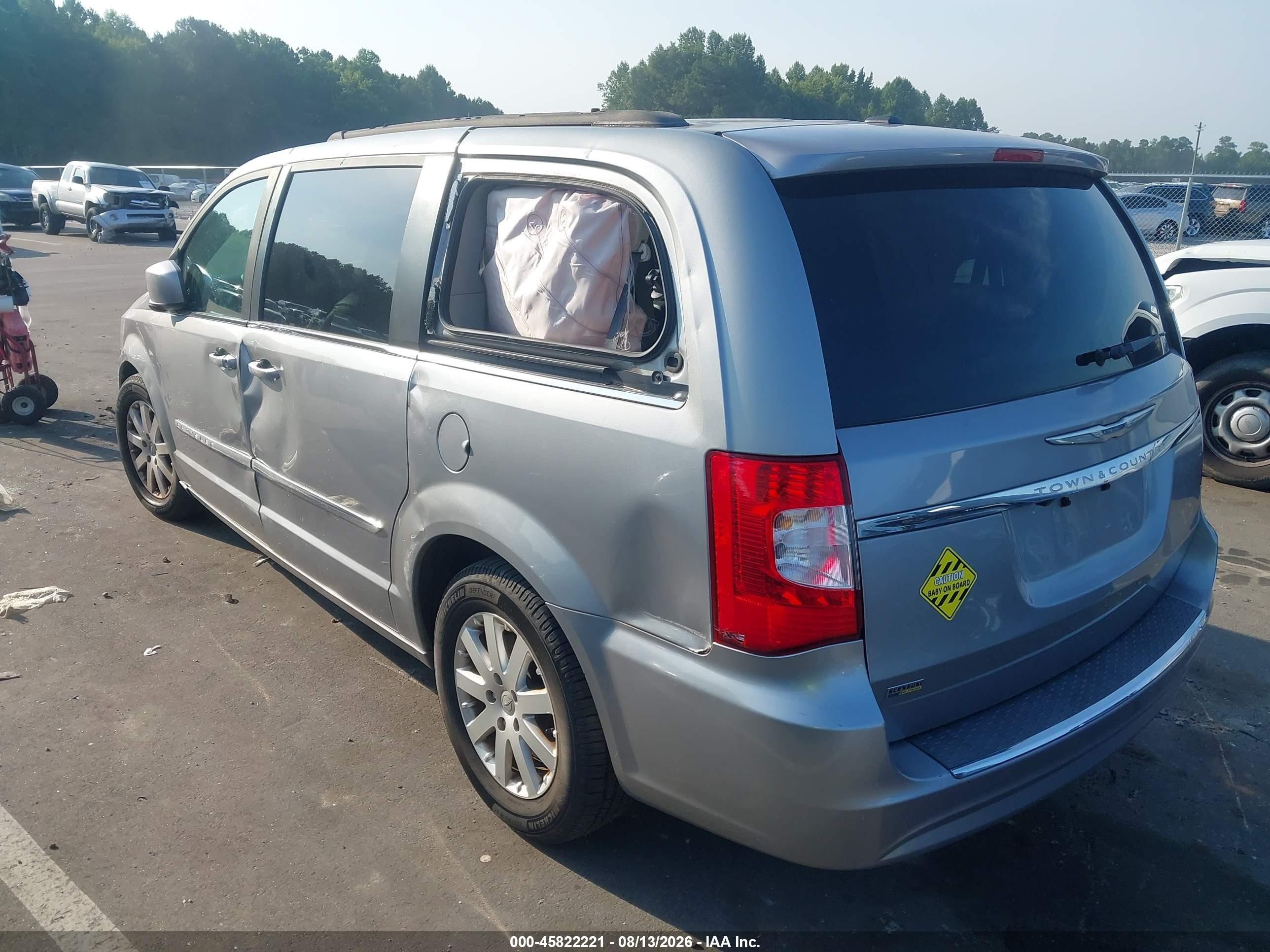 2015 Chrysler Town & Country Touring Silver vin: 2C4RC1BG4FR694107