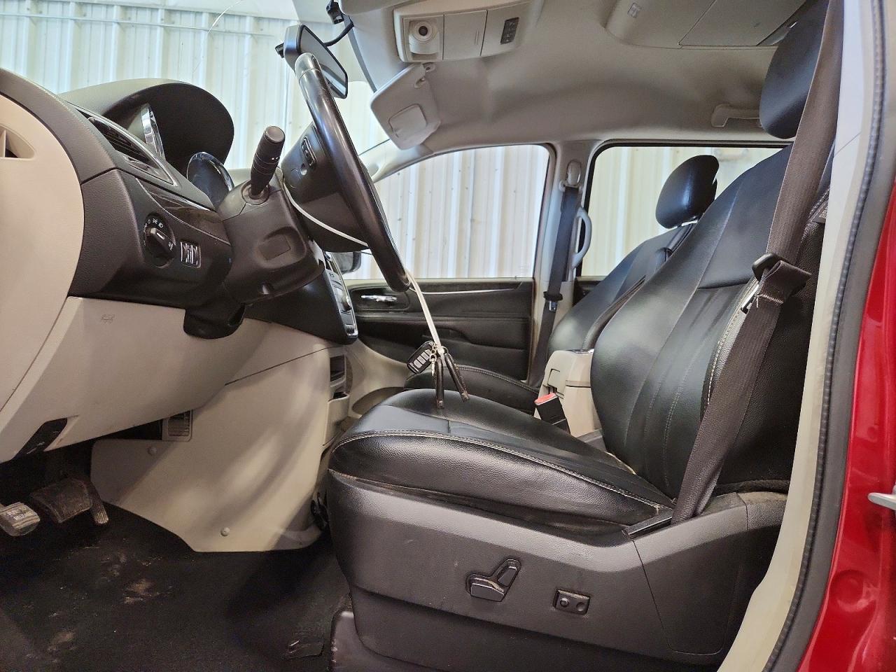 2015 Chrysler Town & Country Touring Темно-бордовый vin: 2C4RC1BG4FR709334