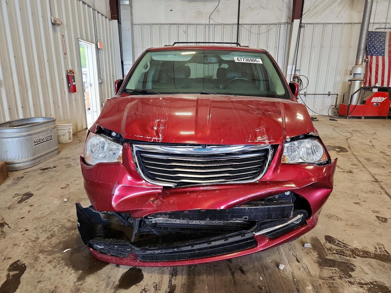 2015 Chrysler Town & Country Touring Темно-бордовый vin: 2C4RC1BG4FR709334