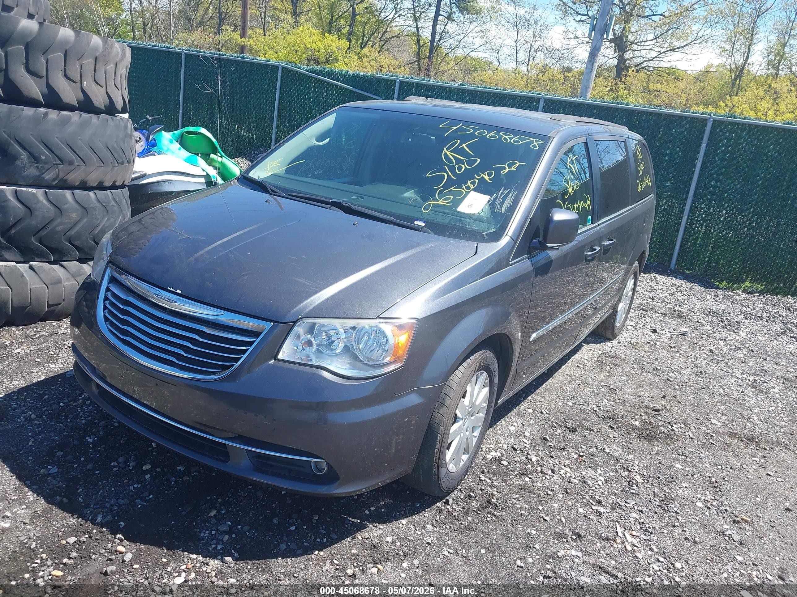2016 Chrysler Town & Country Touring Gray vin: 2C4RC1BG4GR282593