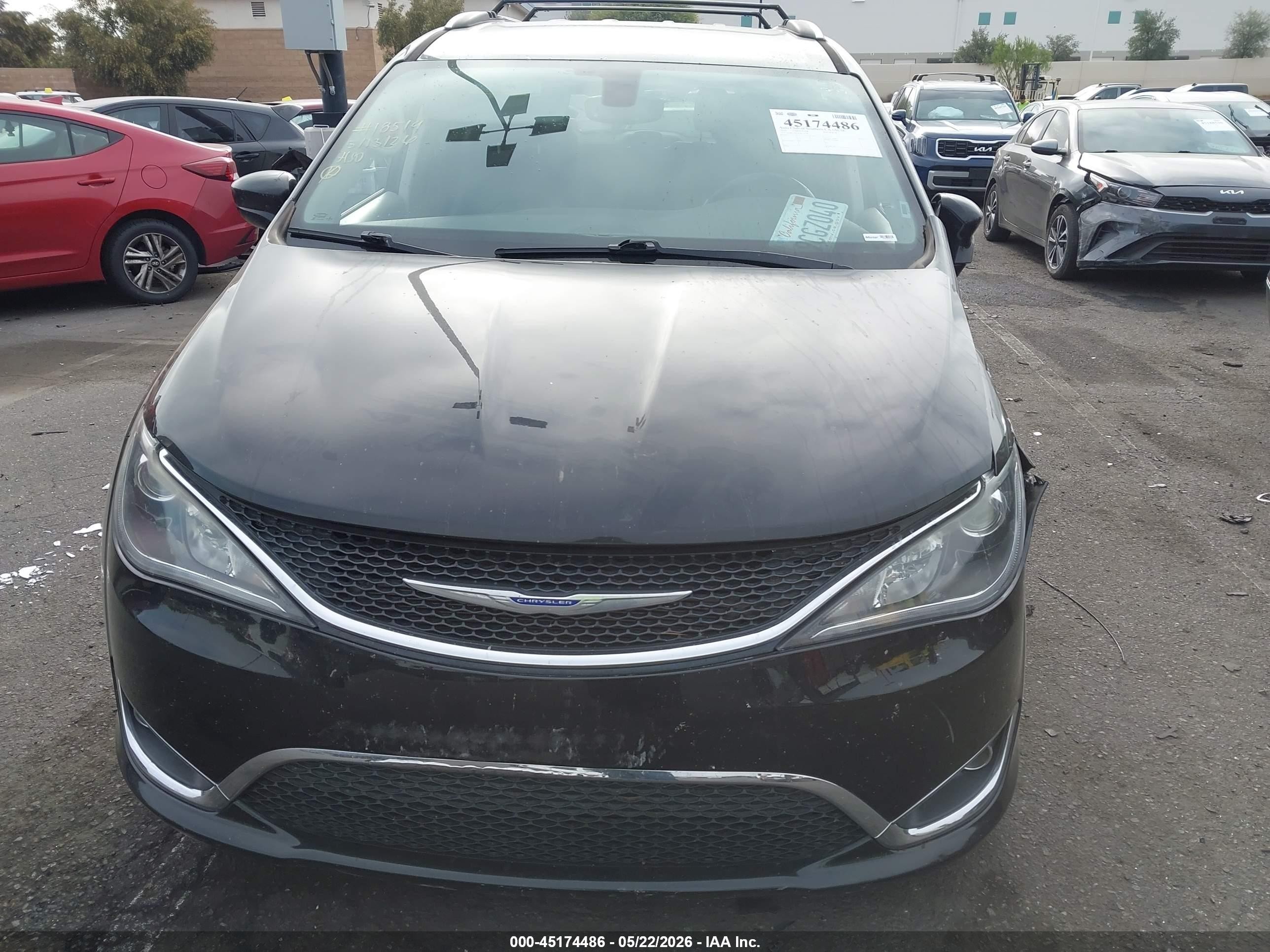 2020 Chrysler Pacifica Touring L Black vin: 2C4RC1BG4LR124748