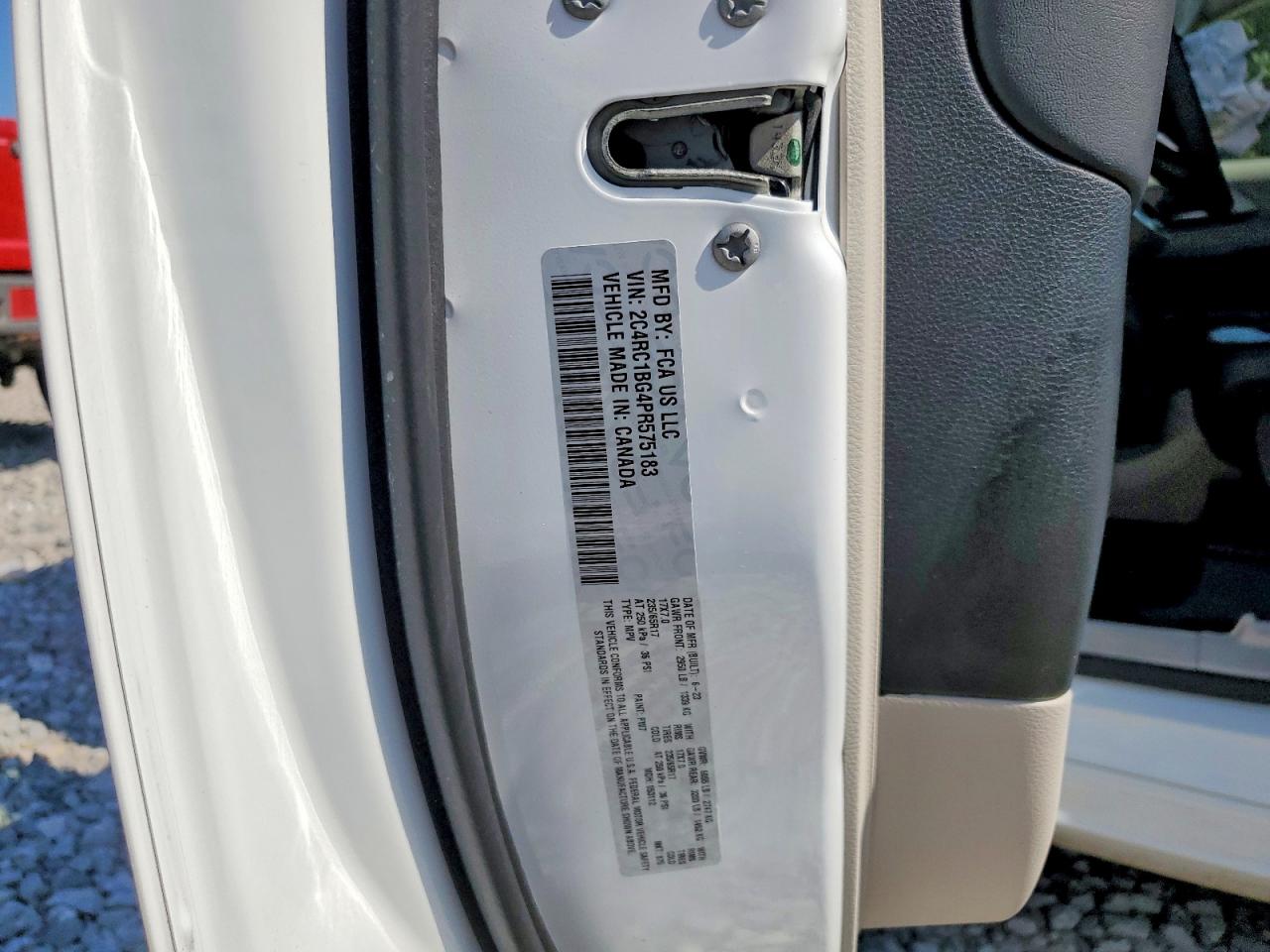 2023 Chrysler Pacifica Touring L White vin: 2C4RC1BG4PR575183