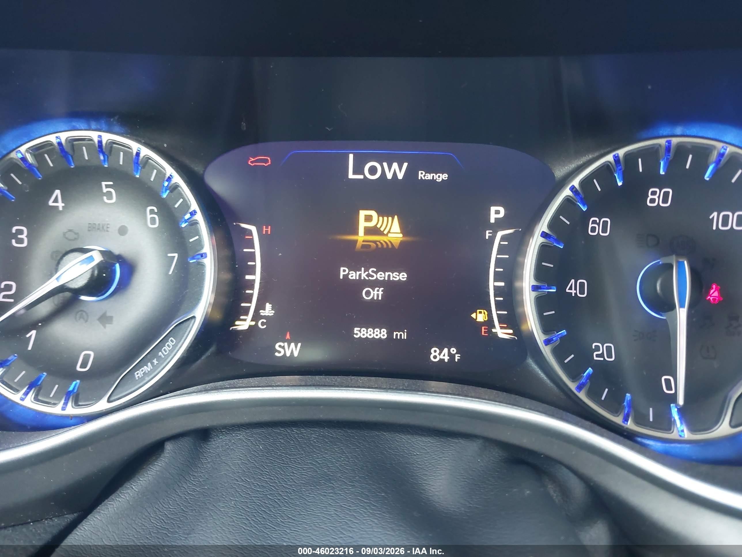 2024 Chrysler Pacifica Touring L Белый vin: 2C4RC1BG4RR149643