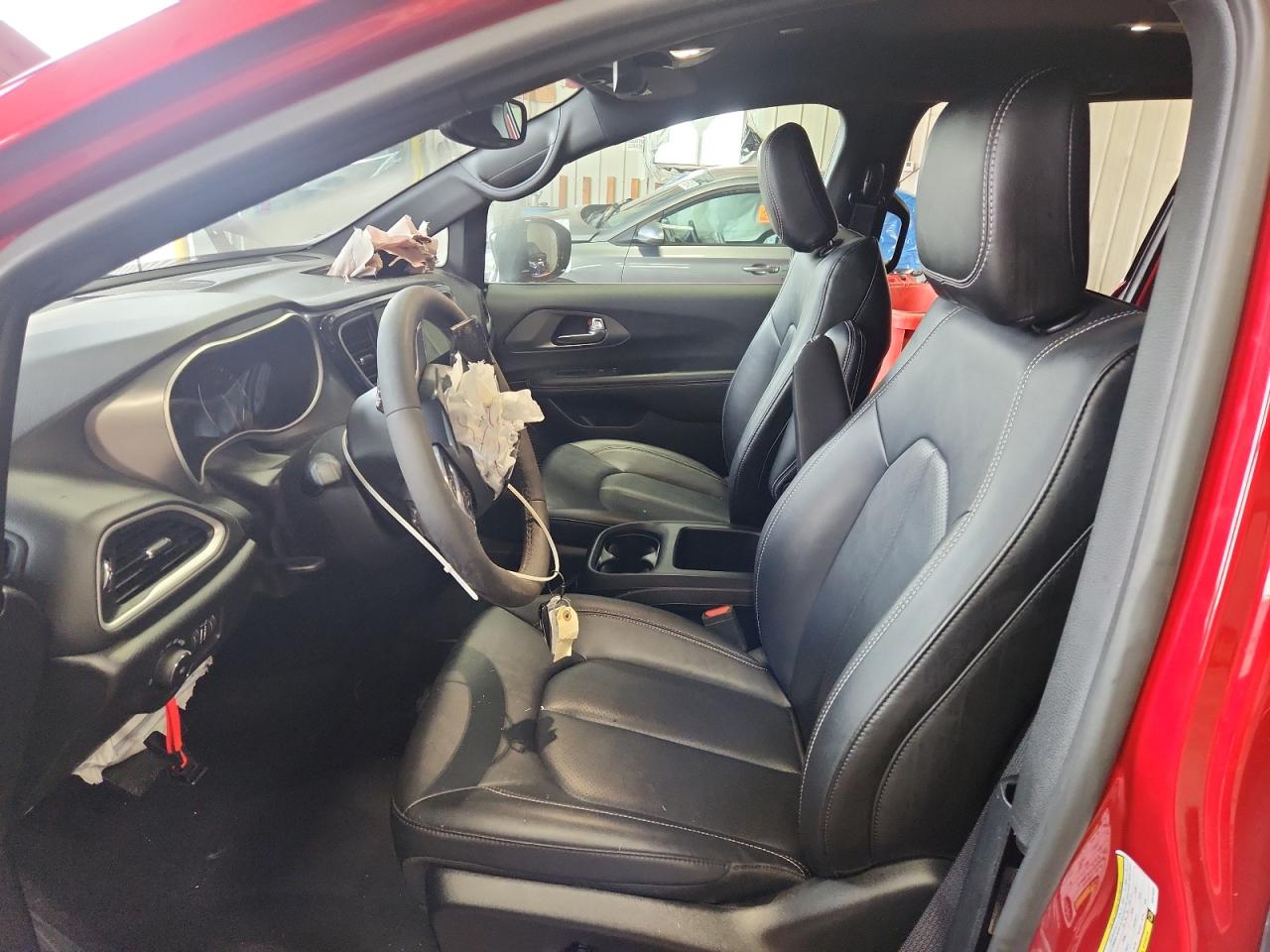 2025 Chrysler Pacifica Select Red vin: 2C4RC1BG4SR519088 Damage: Airbag - Front Left, Deployed, Replacement Required