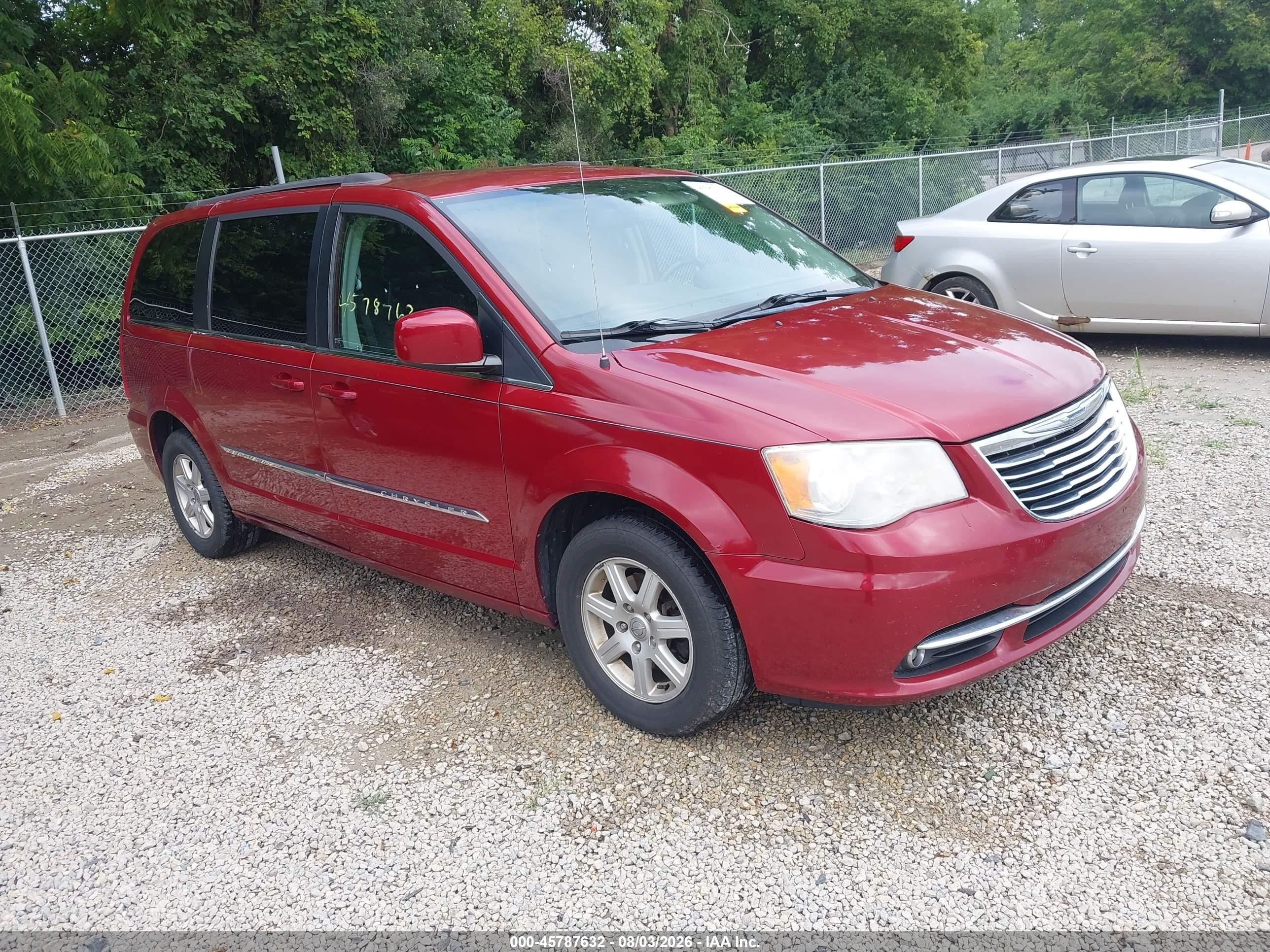 2012 Chrysler Town & Country Touring Maroon vin: 2C4RC1BG5CR150209