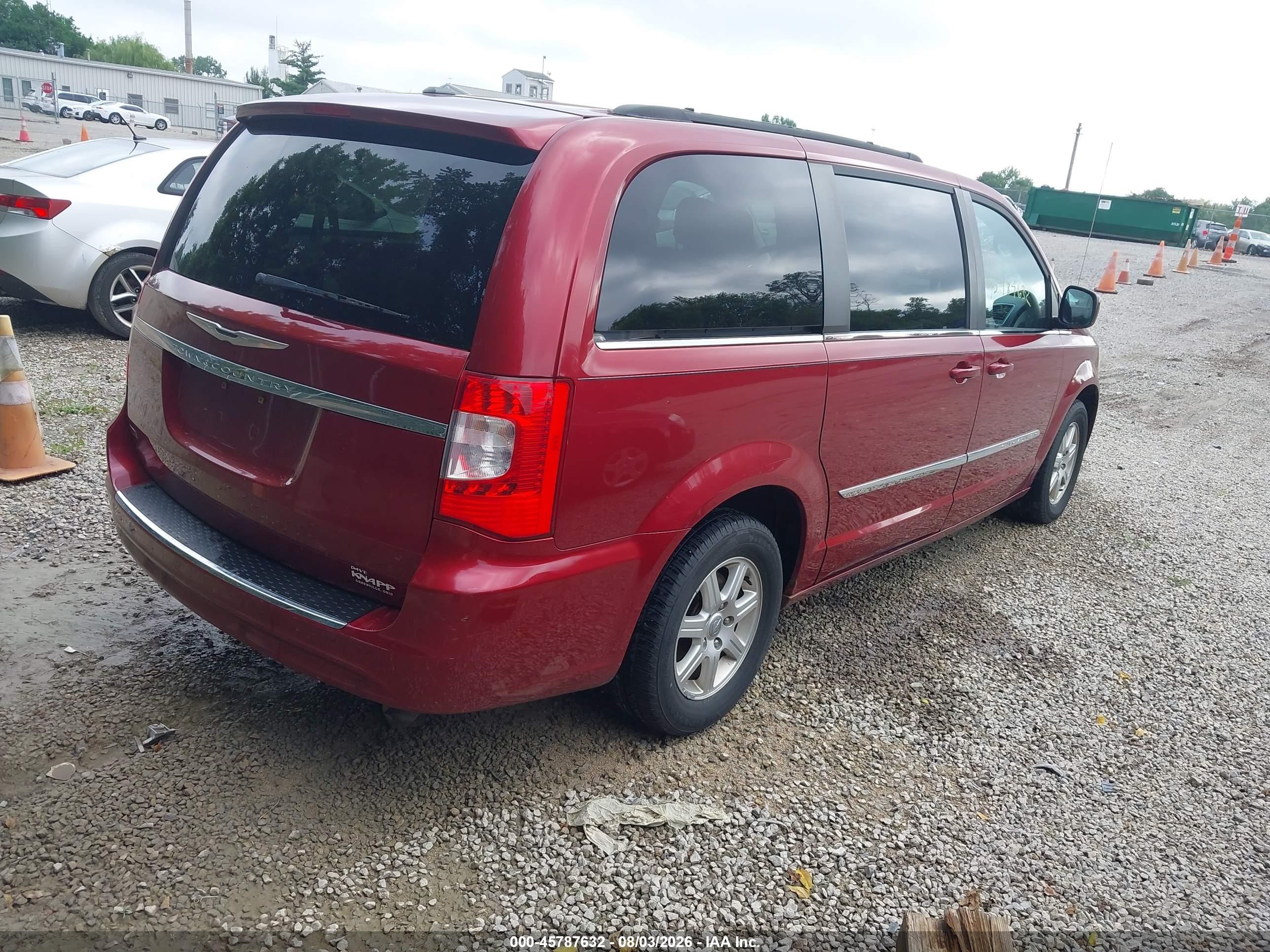 2012 Chrysler Town & Country Touring Maroon vin: 2C4RC1BG5CR150209