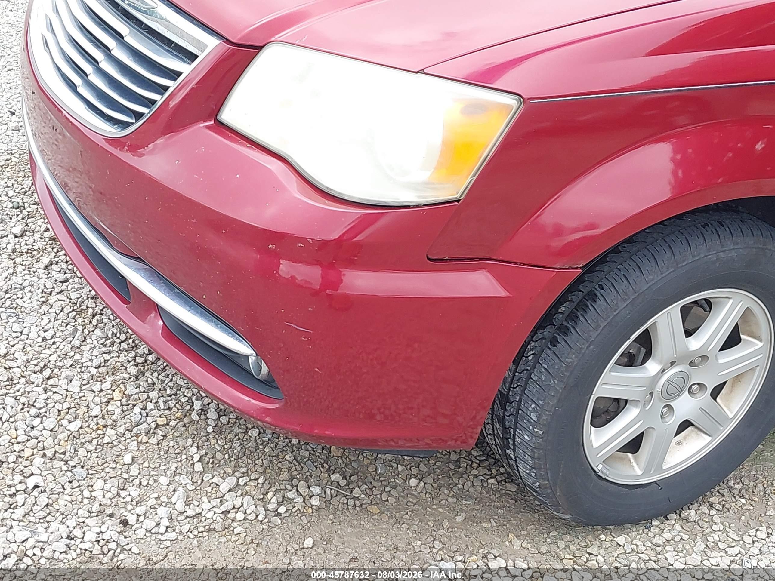 2012 Chrysler Town & Country Touring Maroon vin: 2C4RC1BG5CR150209