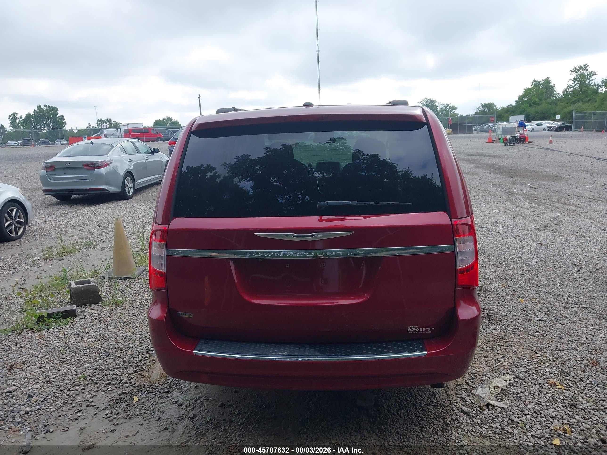2012 Chrysler Town & Country Touring Maroon vin: 2C4RC1BG5CR150209