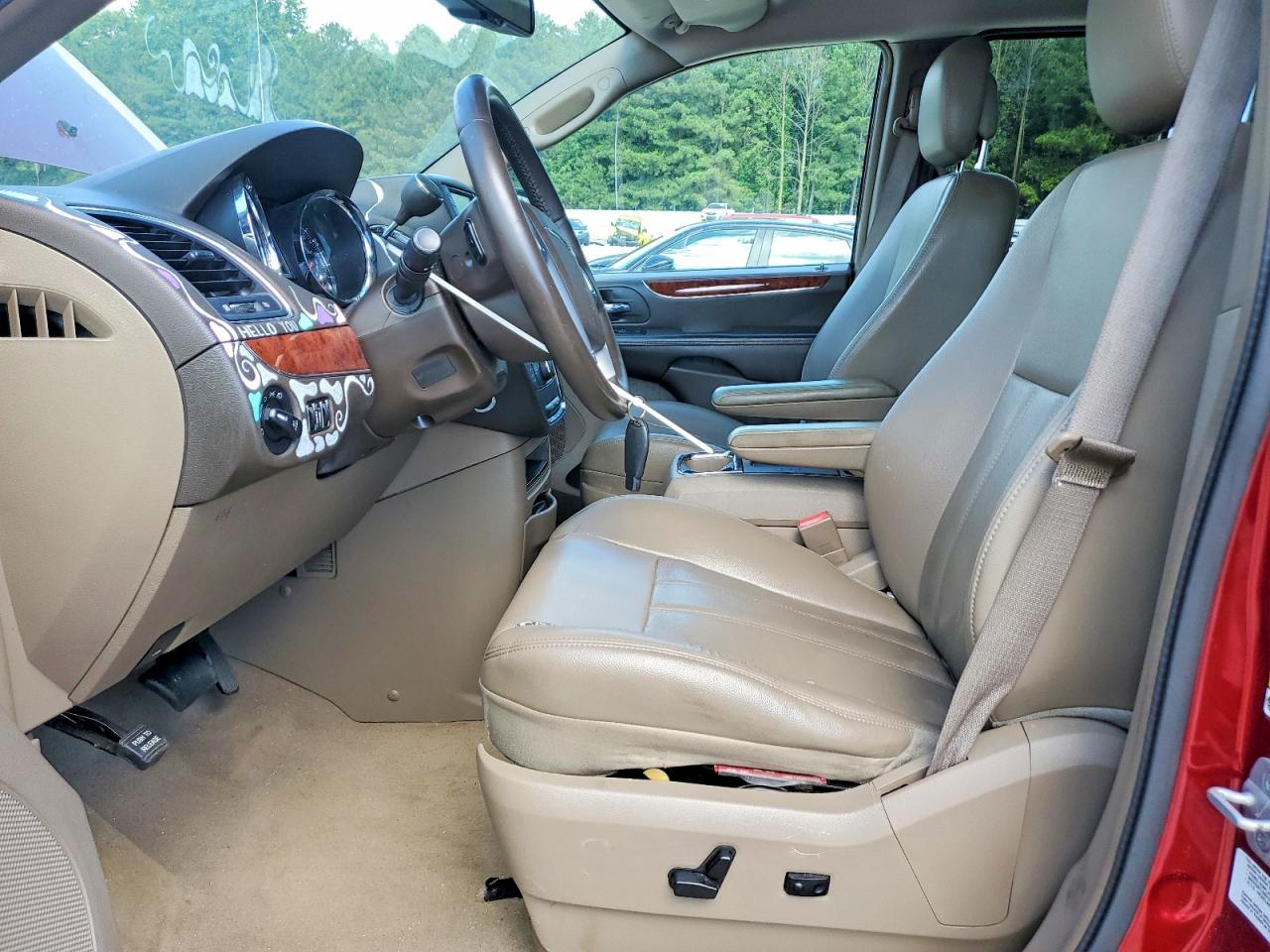 2013 Chrysler Town & Country Touring Maroon vin: 2C4RC1BG5DR559814
