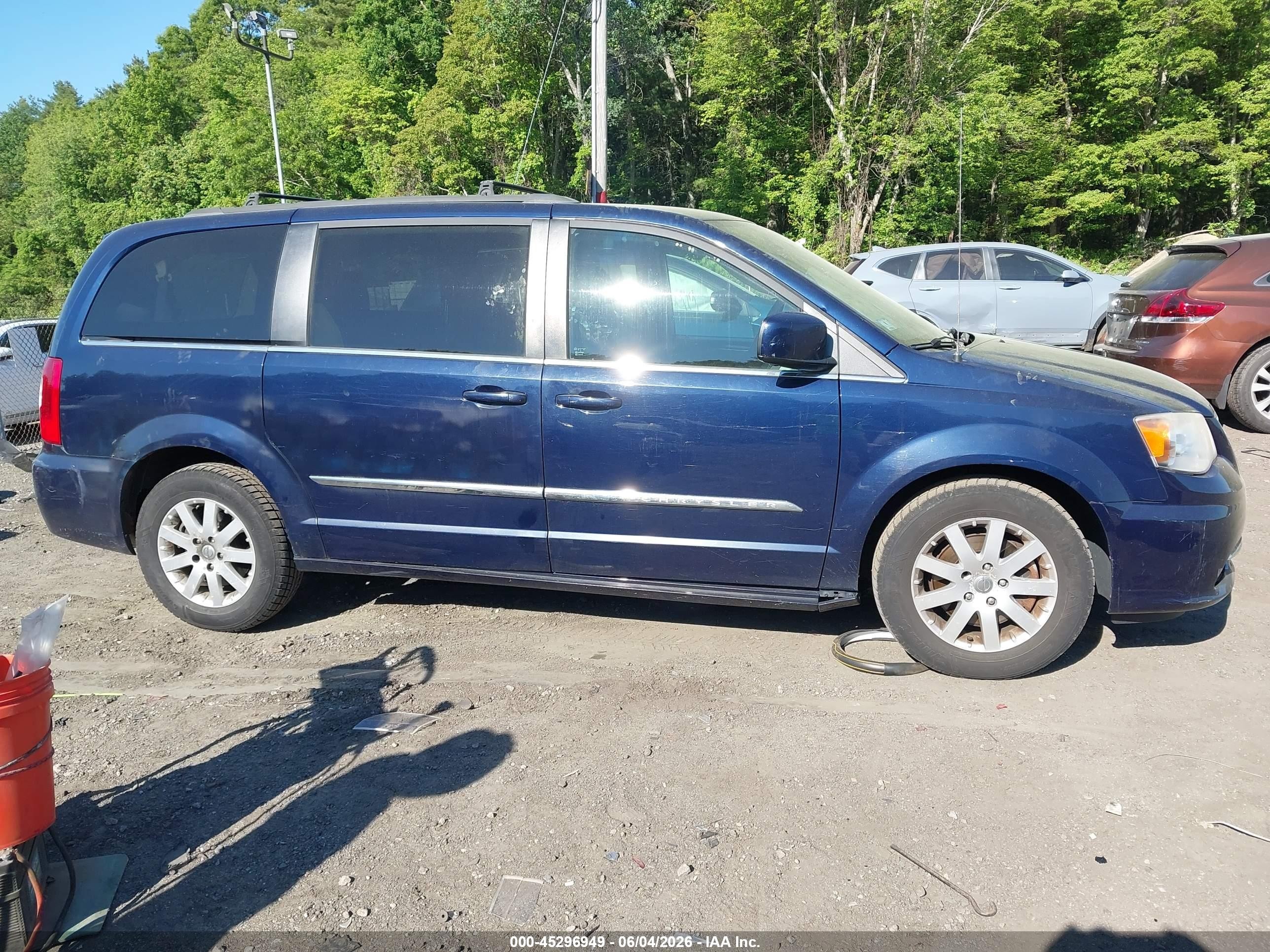 2013 Chrysler Town & Country Touring Dark Blue vin: 2C4RC1BG5DR563748
