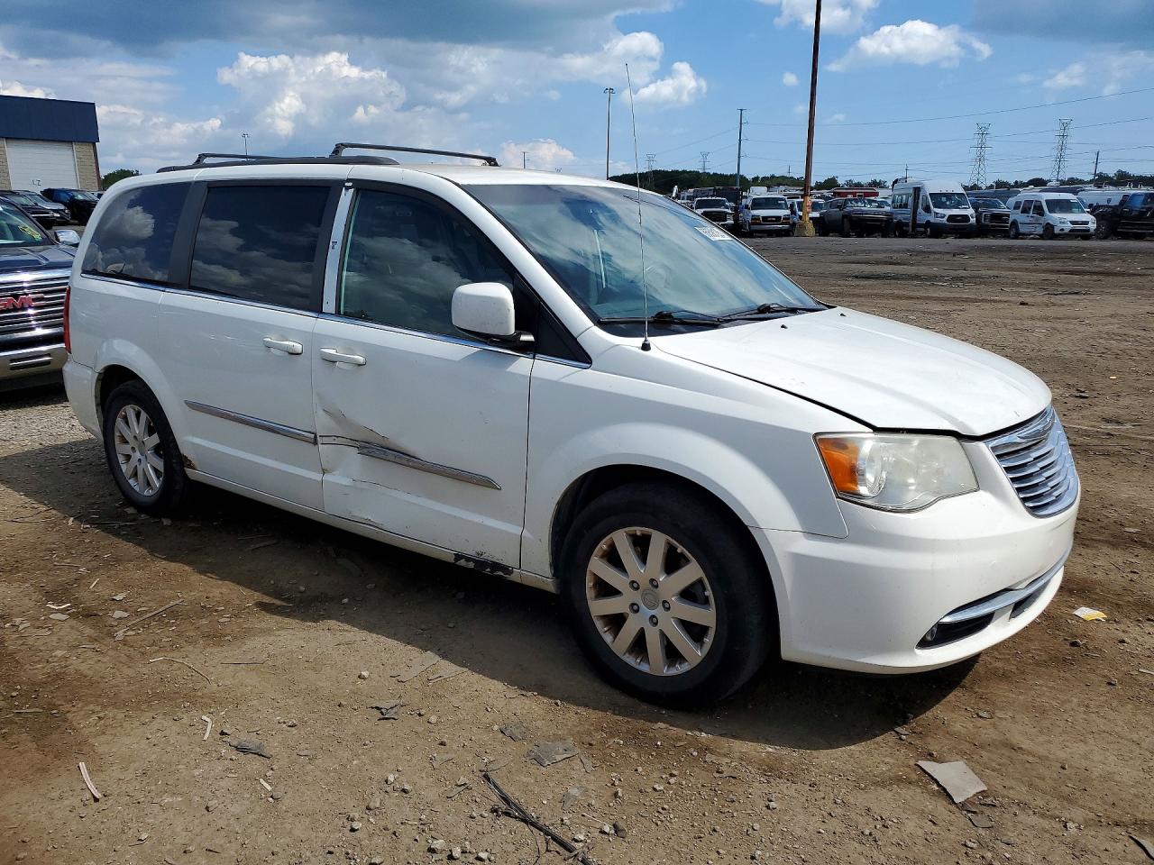 2013 Chrysler Town & Country Touring White vin: 2C4RC1BG5DR569534
