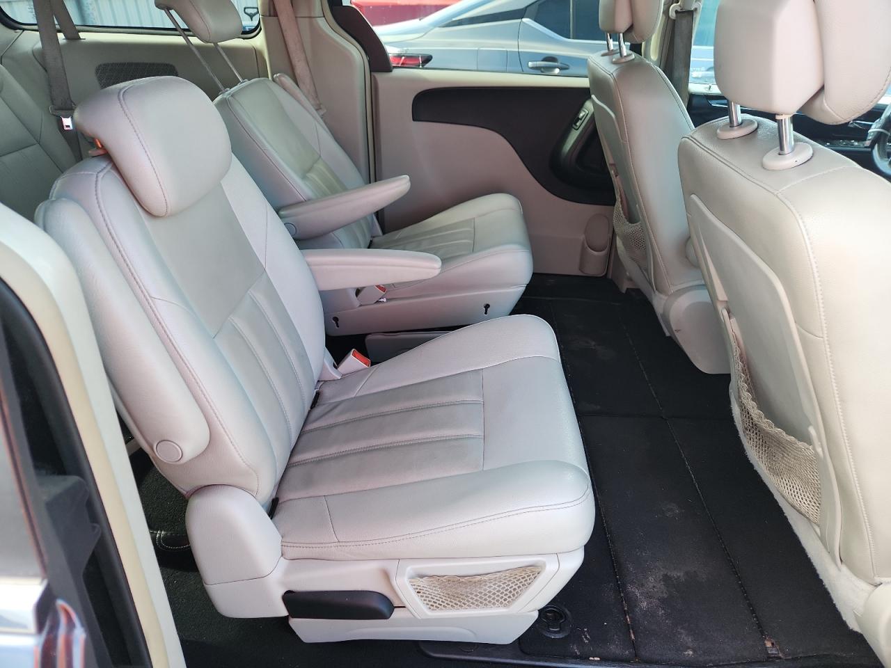 2013 Chrysler Town & Country Touring Черный vin: 2C4RC1BG5DR594353