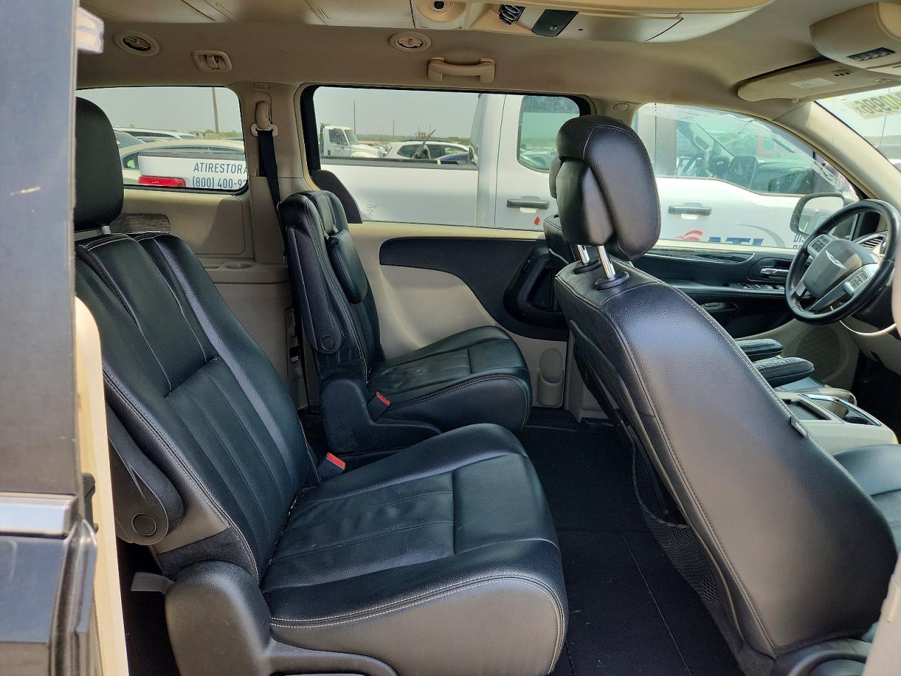 2013 Chrysler Town & Country Touring Черный vin: 2C4RC1BG5DR605688