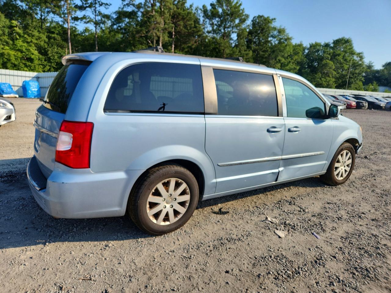 2013 Chrysler Town & Country Touring Blue vin: 2C4RC1BG5DR630980