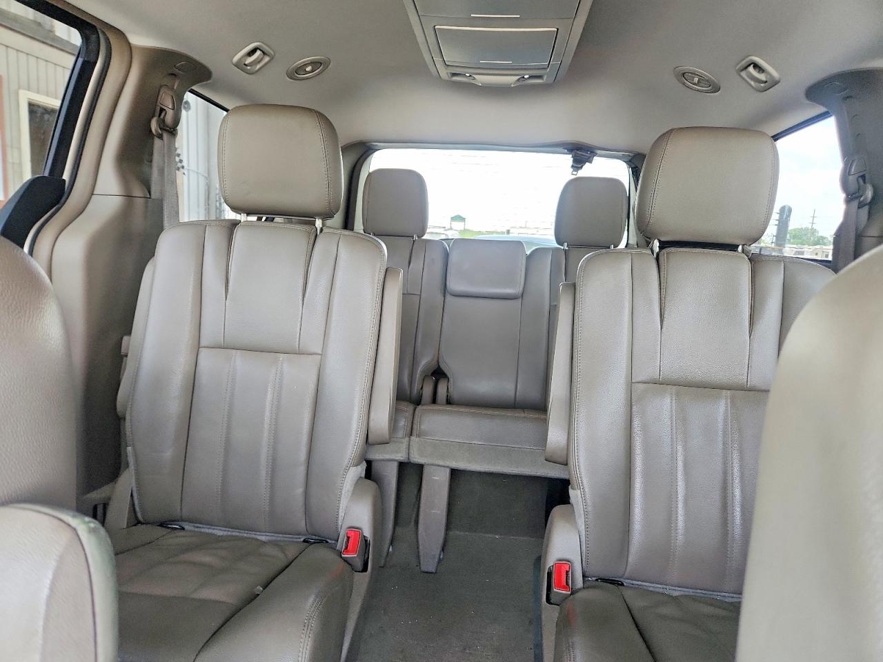 2013 Chrysler Town & Country Touring Желто-коричневый vin: 2C4RC1BG5DR708691