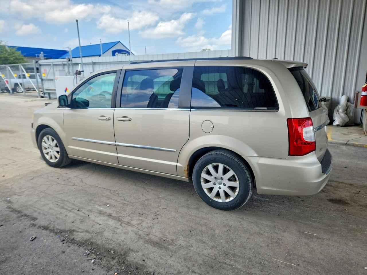 2013 Chrysler Town & Country Touring Желто-коричневый vin: 2C4RC1BG5DR708691